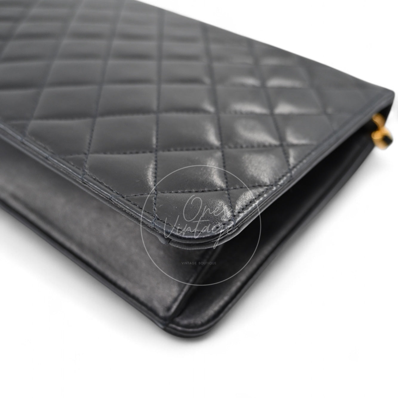 [Pre-owned] Chanel Vintage Matelasse Black lambskin Single Flap Bag