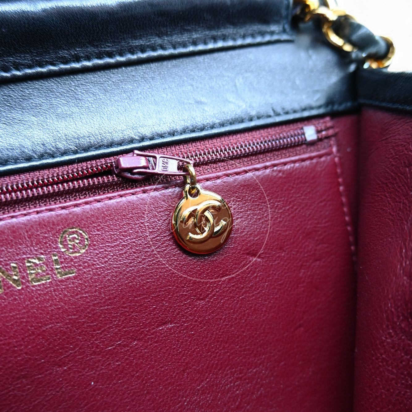 [Pre-owned] Chanel Vintage Matelasse Black lambskin Single Flap Bag