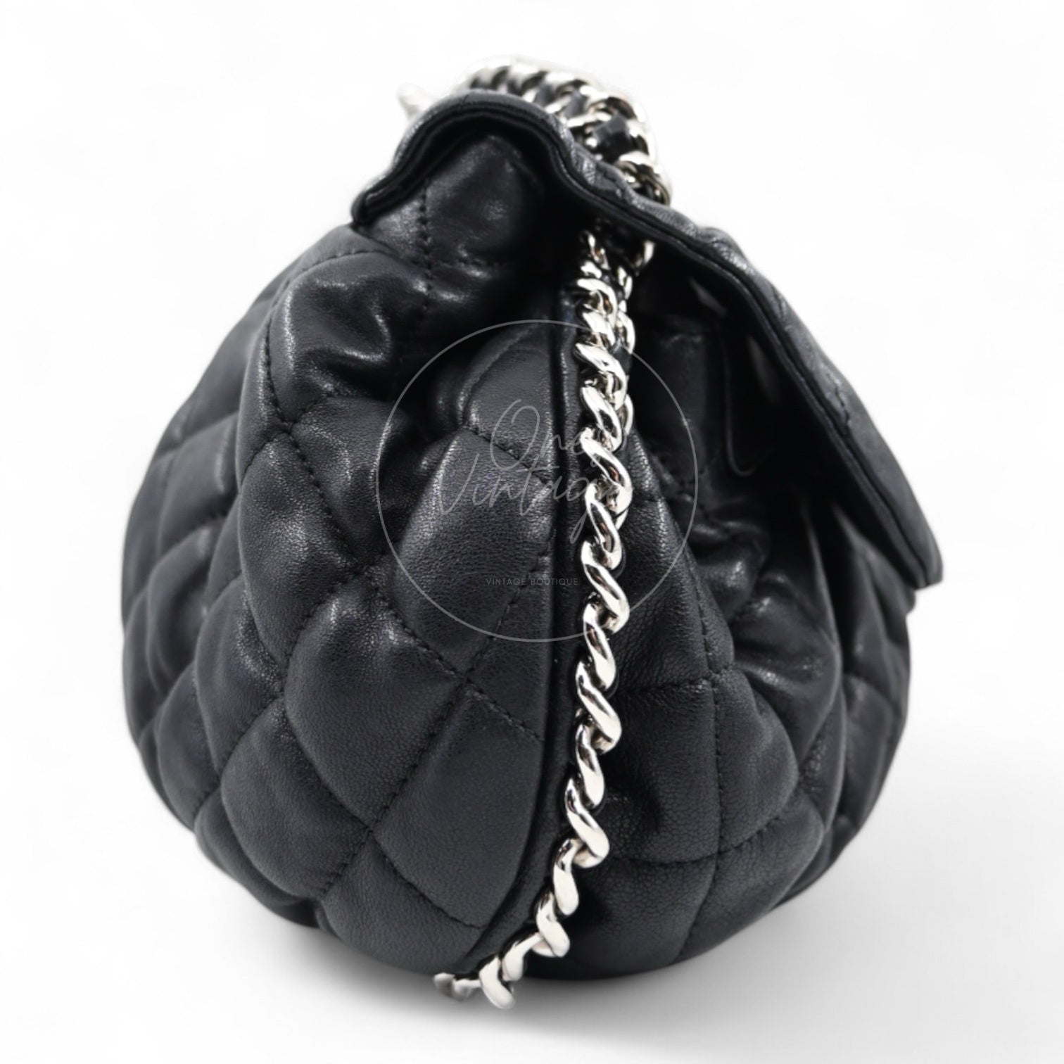 [Pre-owned]Chanel Black Caviar Chain Around Shoulder Bag