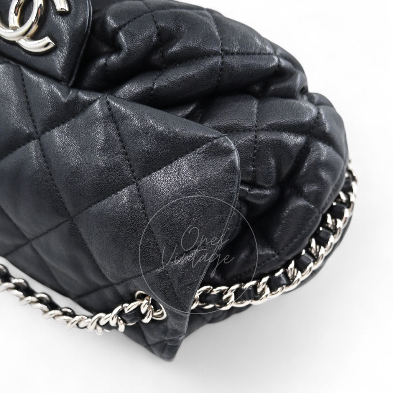 [Pre-owned]Chanel Black Caviar Chain Around Shoulder Bag