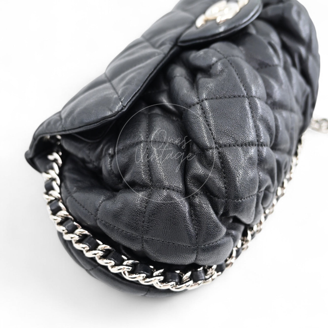 [Pre-owned]Chanel Black Caviar Chain Around Shoulder Bag