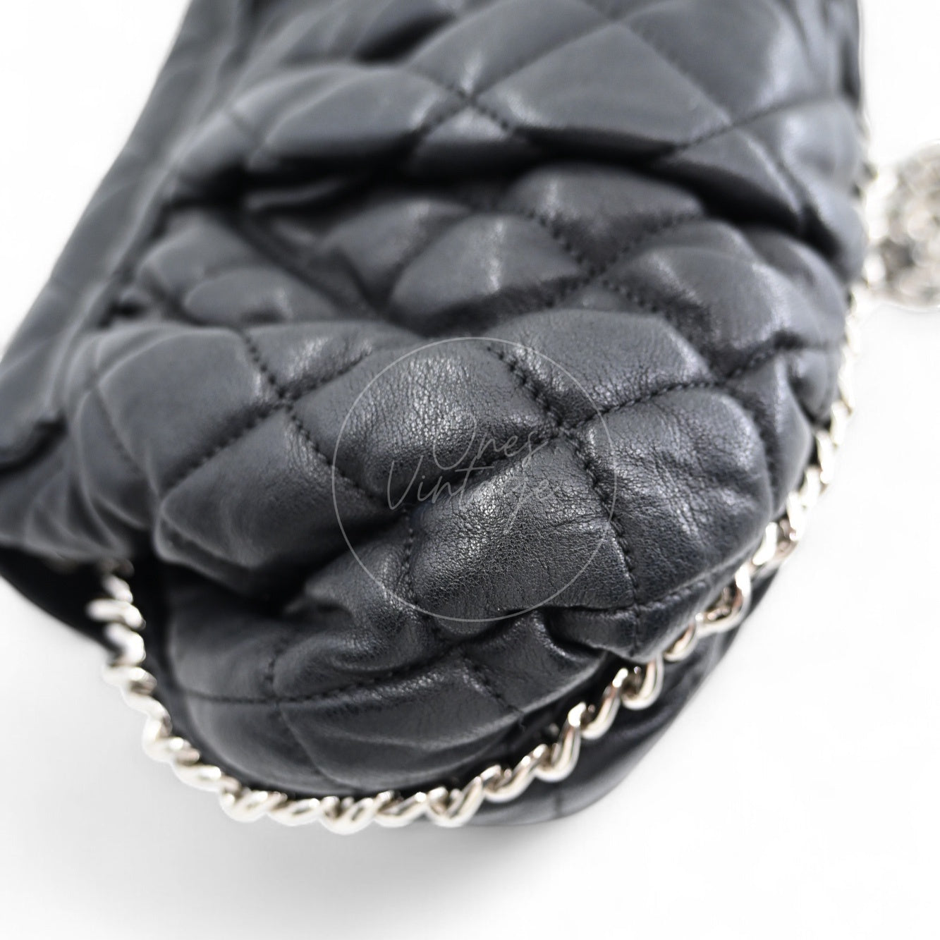 [Pre-owned]Chanel Black Caviar Chain Around Shoulder Bag