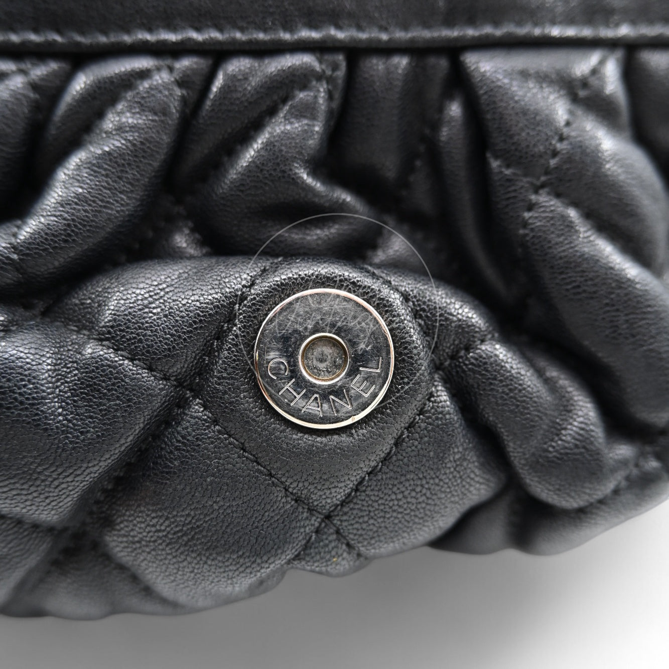 [Pre-owned]Chanel Black Caviar Chain Around Shoulder Bag