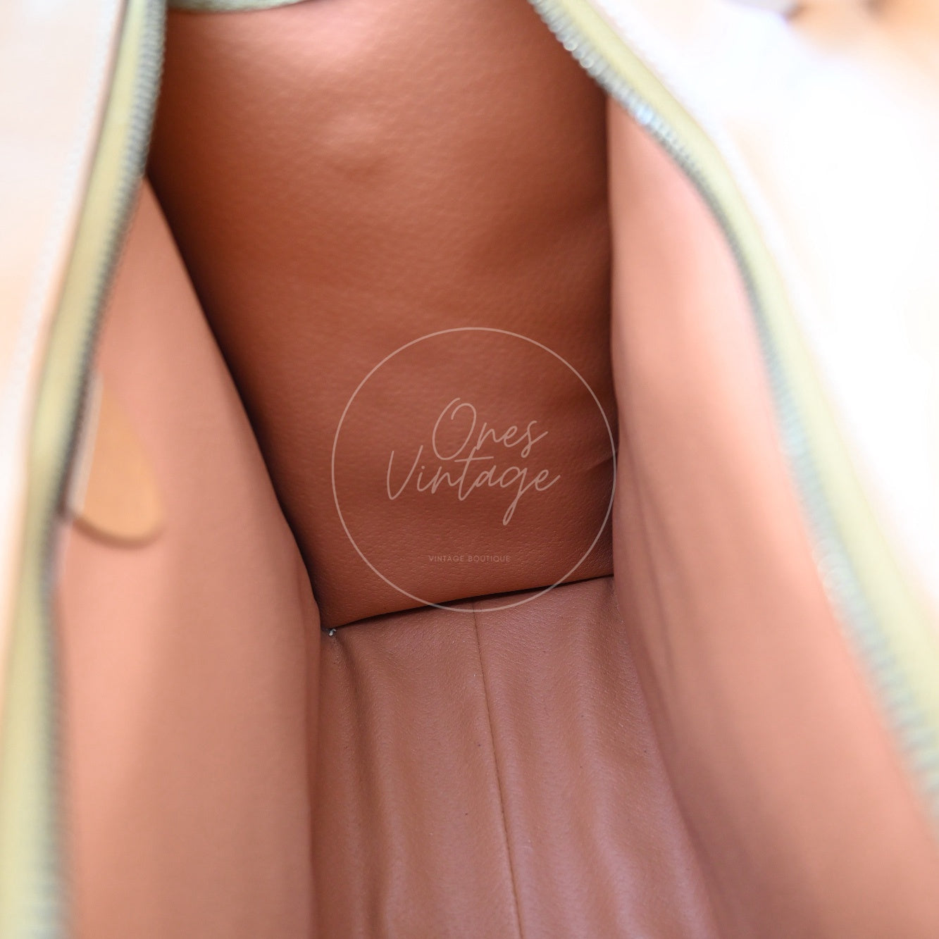 [Pre-owned] Celine Beige Monogram Tote Bag