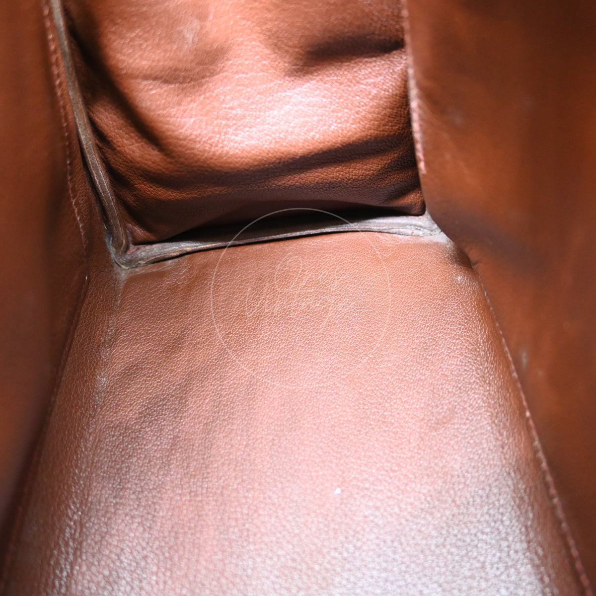 Hermès Kelly 32 Box Calfskin Leather GHW Brown Square E