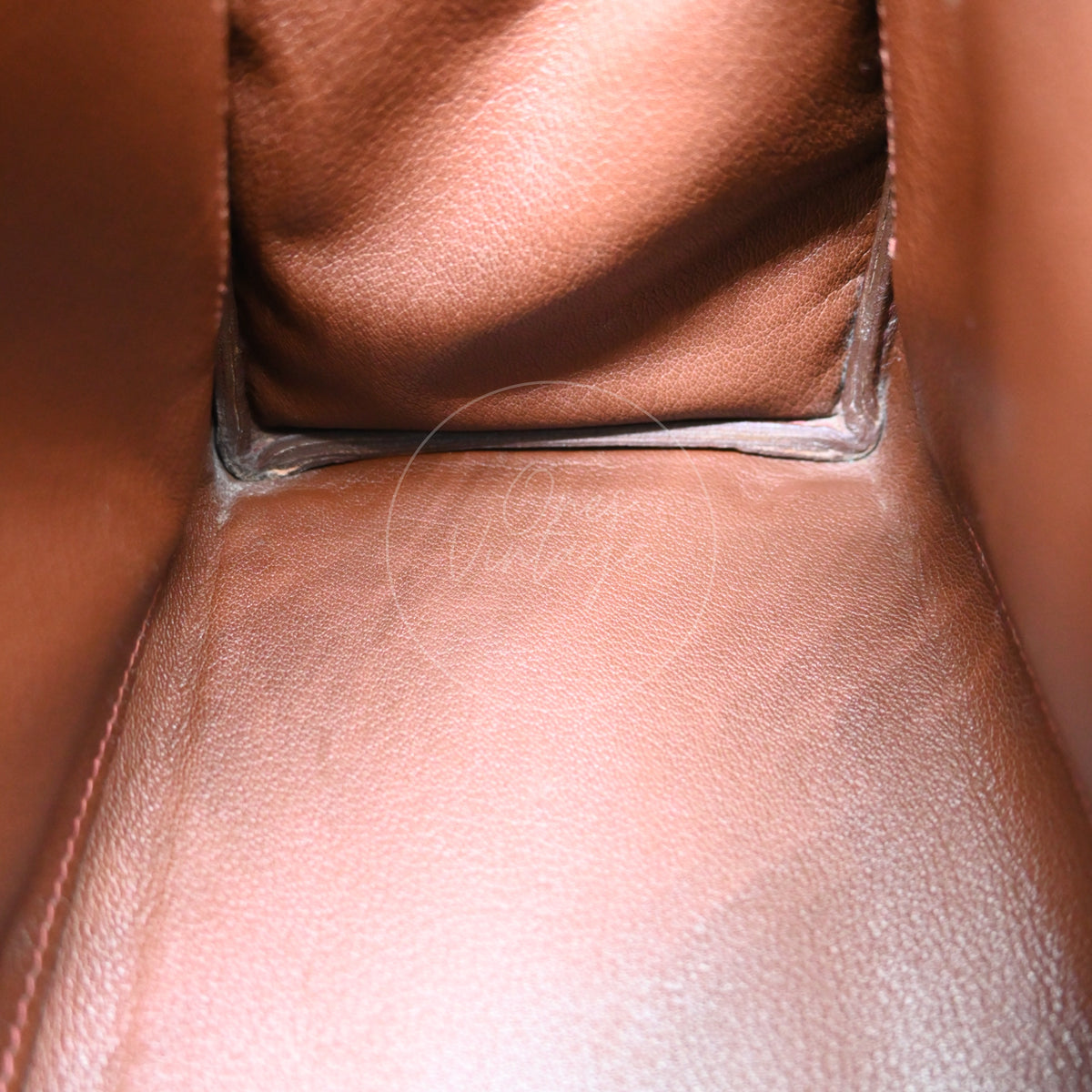 Hermès Kelly 32 Box Calfskin Leather GHW Brown Square E