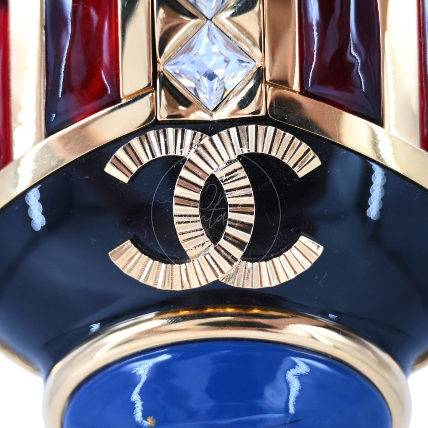 [Pre-owned] Chanel Limited Edition Egyptian Scarab Minaudière