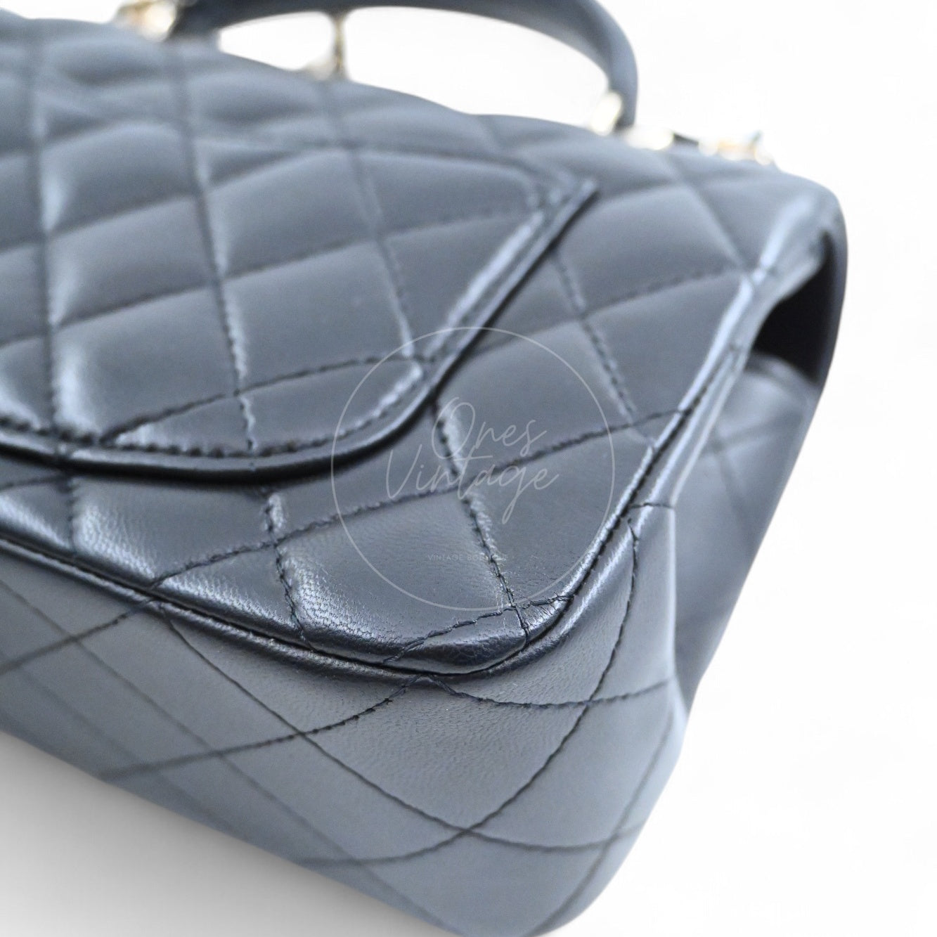 [Pre-owned] Chanel Lambskin Mini Rectangular Flap Black Bag With Top Handle