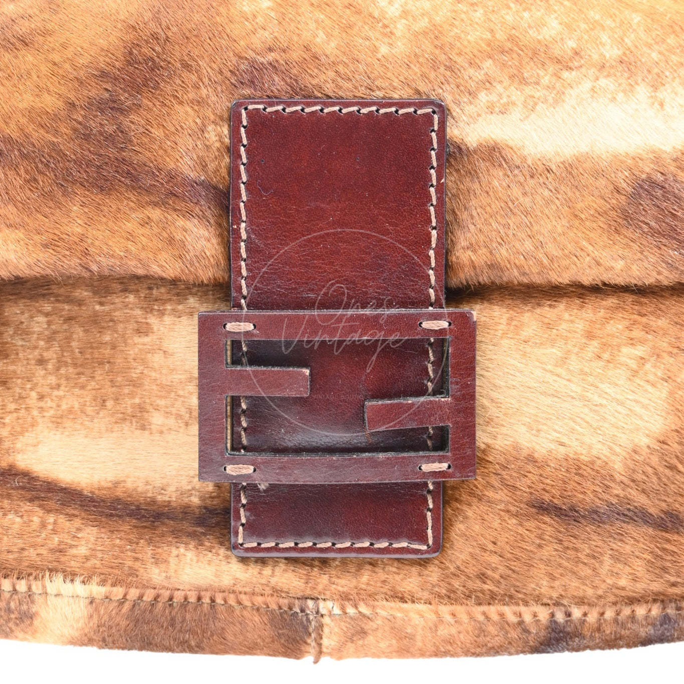 [Pre-owned] Fendi Brown Mamma Baguette Harako Leather PHW Shoulder Bag