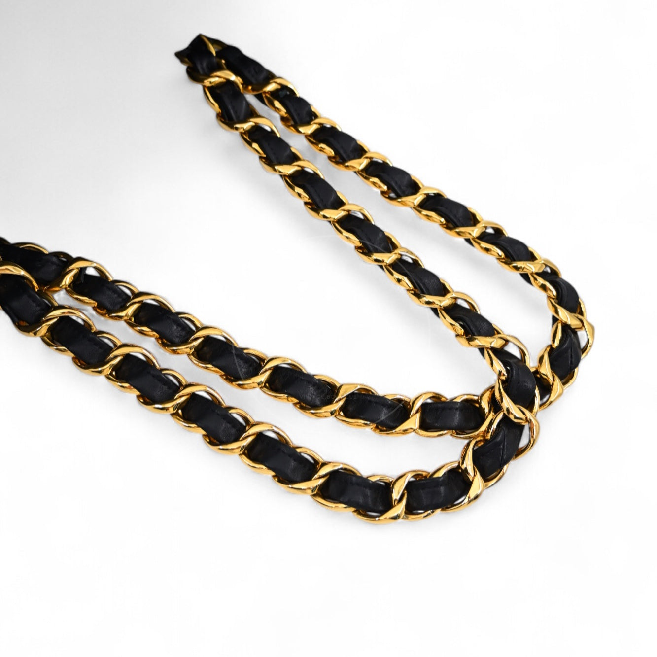 [Pre-owned]Chanel Black Calfskin Chain shoulder tote bag