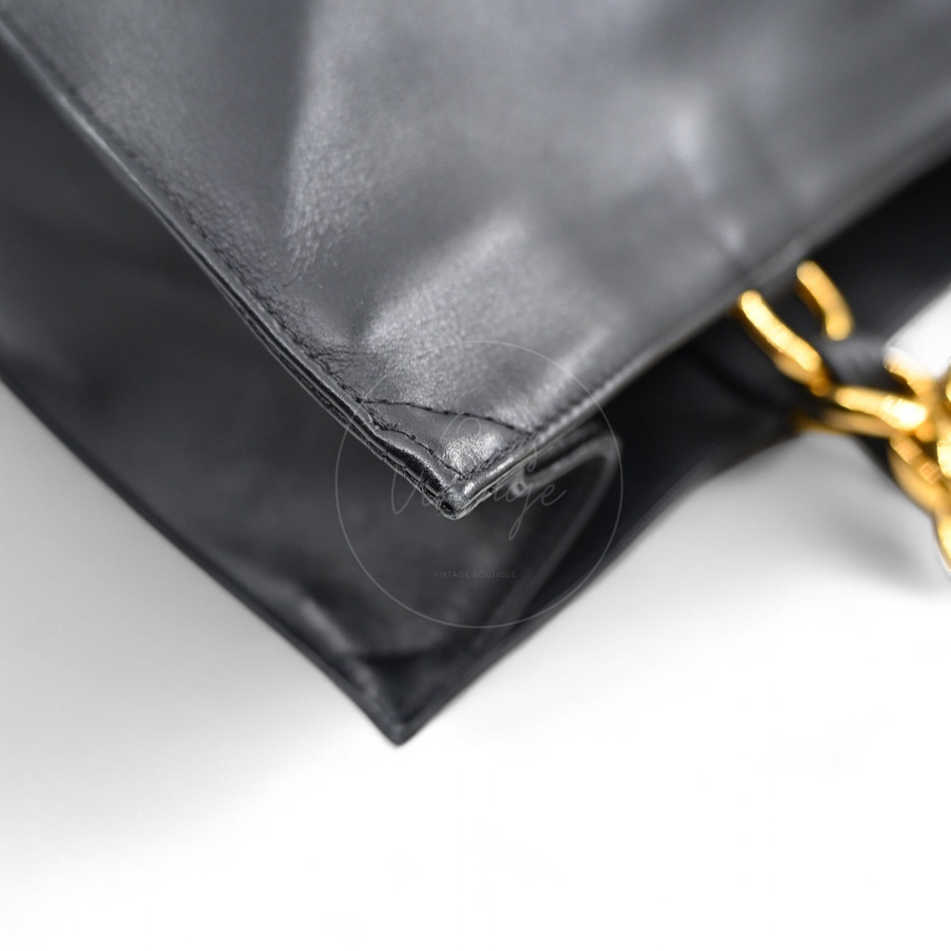 [Pre-owned]Chanel Black Calfskin Chain shoulder tote bag