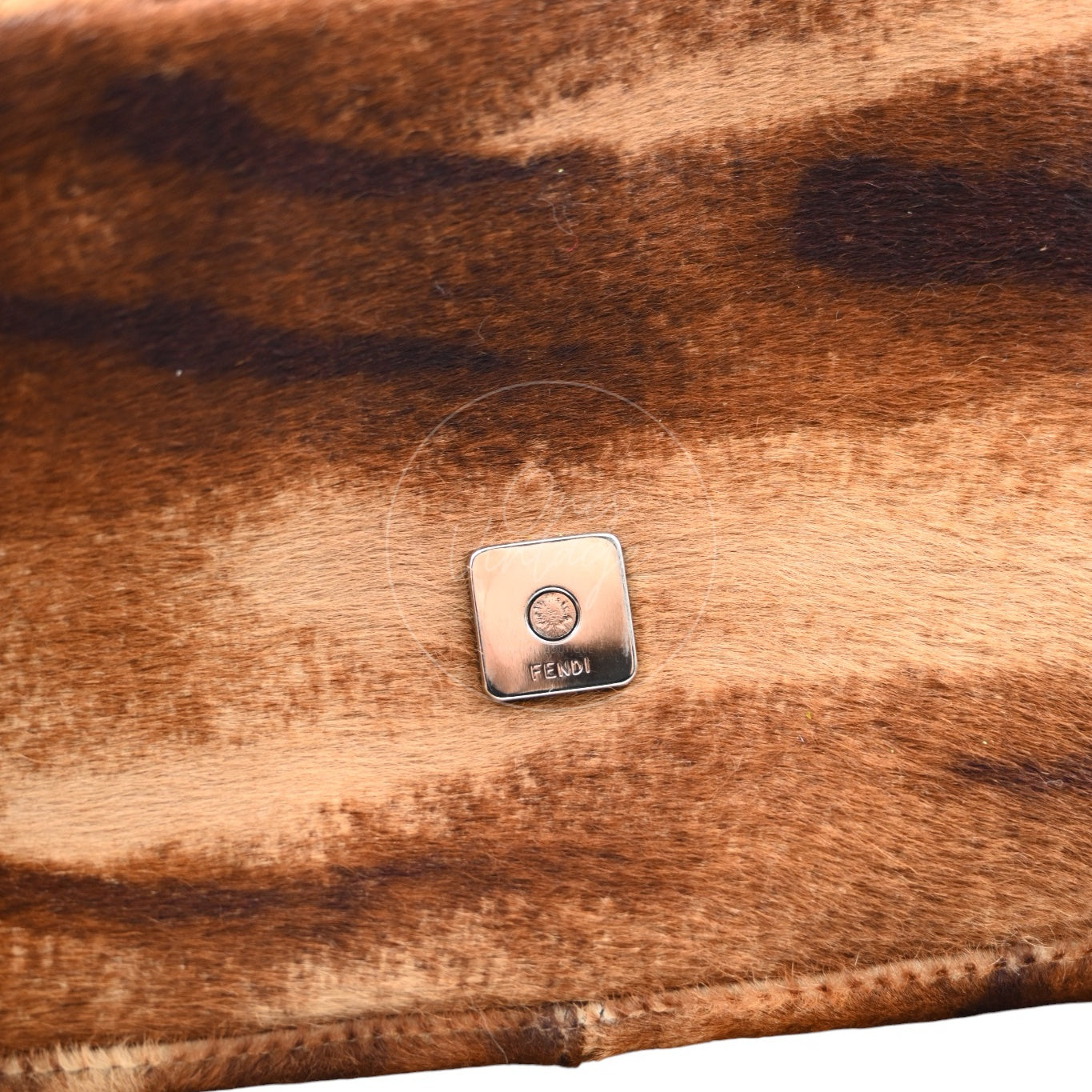 [Pre-owned] Fendi Brown Mamma Baguette Harako Leather PHW Shoulder Bag