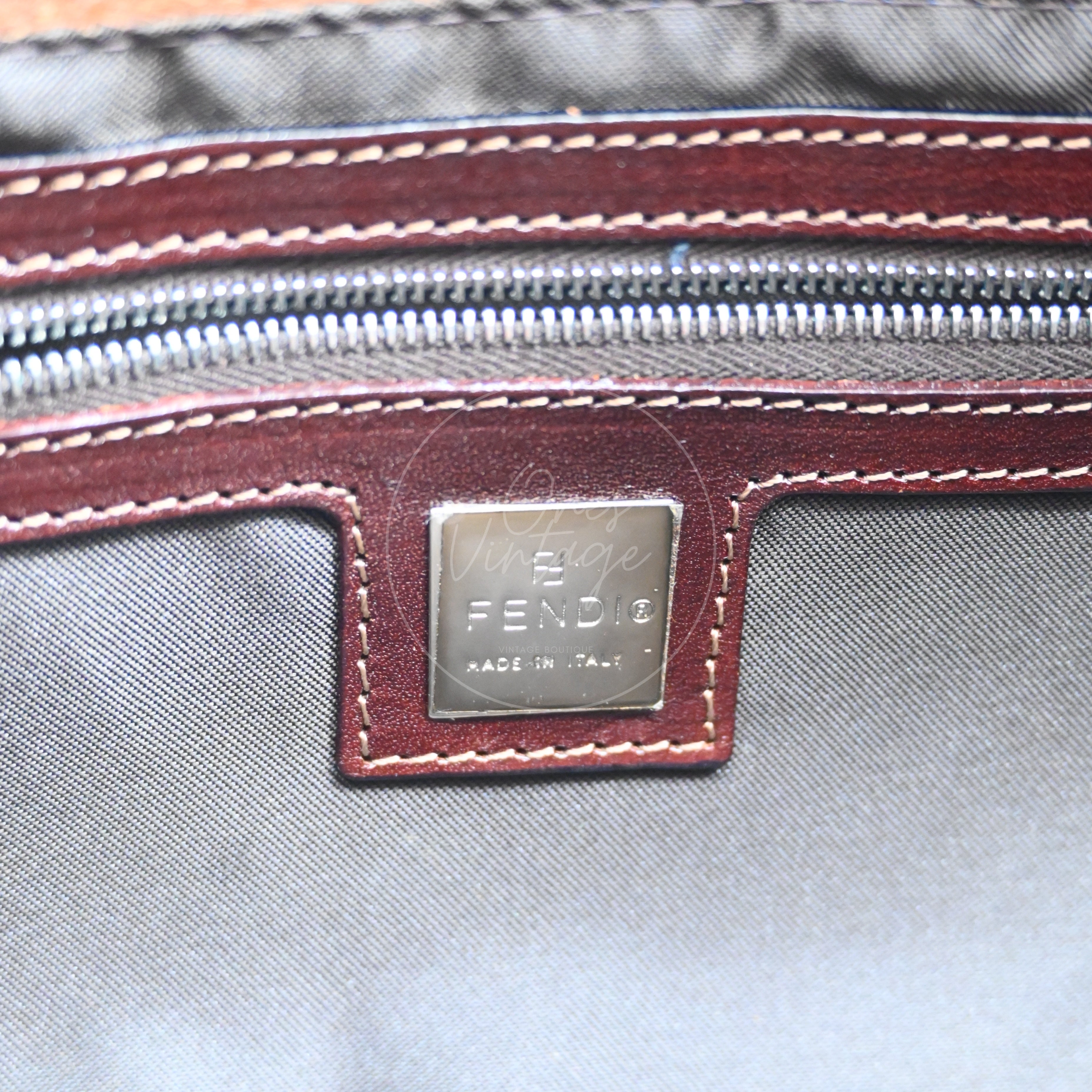 [Pre-owned] Fendi Brown Mamma Baguette Harako Leather PHW Shoulder Bag