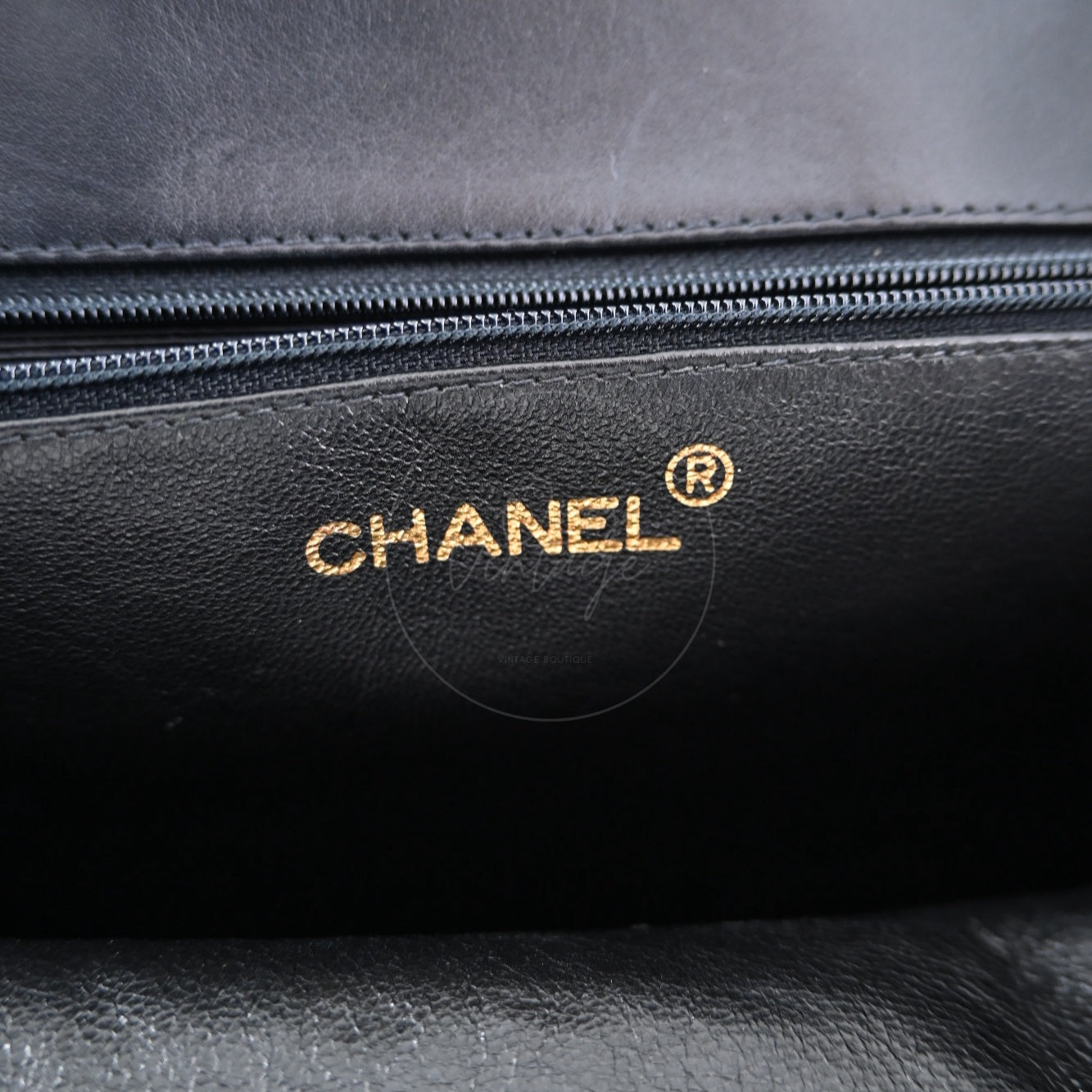 [Pre-owned]Chanel Black Calfskin Chain shoulder tote bag