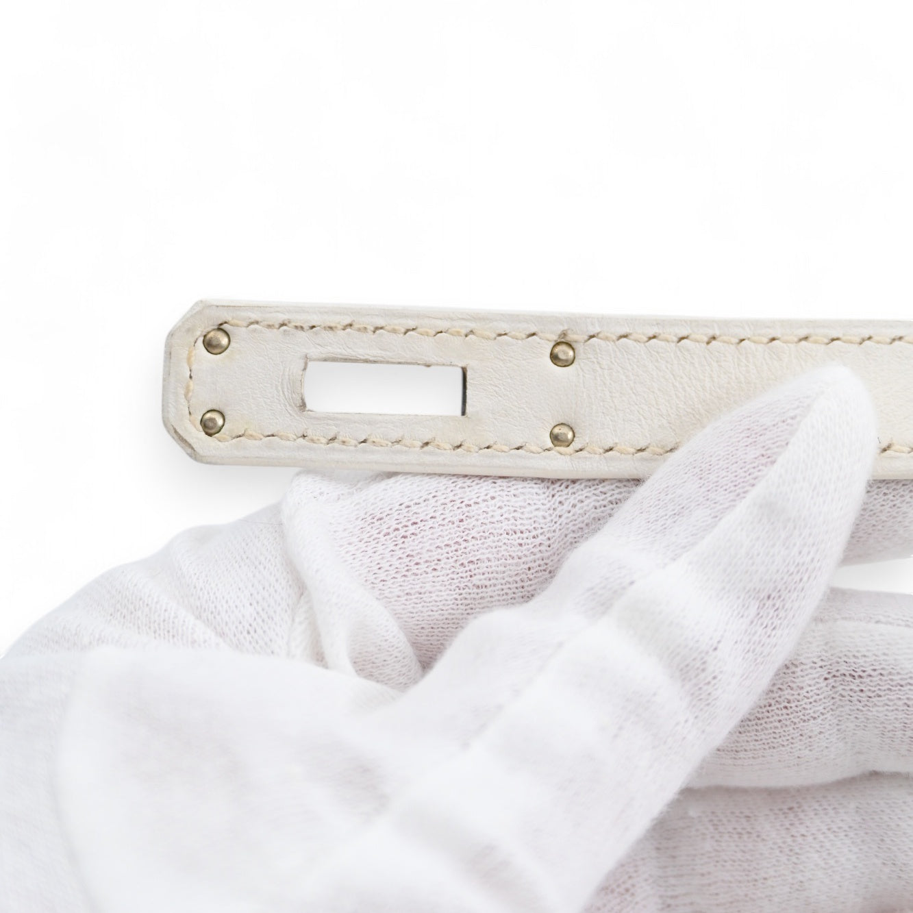 [Pre-owned] Hermes Kelly Cut Clutch White Swift PHW Stamp Square L