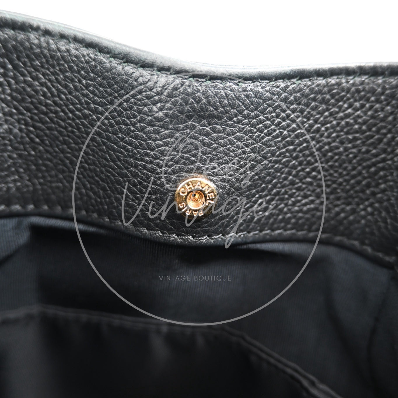 [Pre-owned] Chanel Cert Medium Black GHW