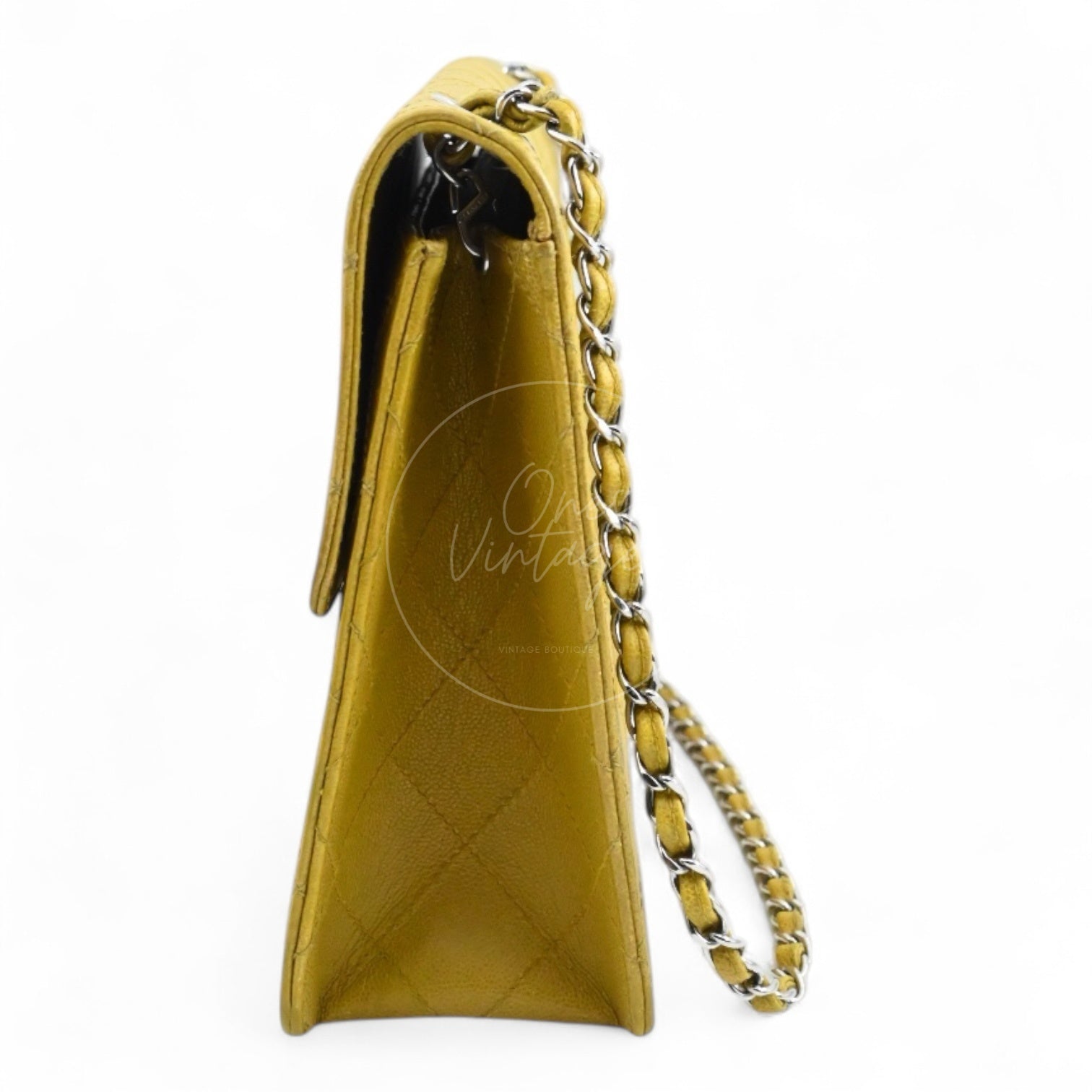[Pre-owned] Chanel Lime Caviar Classic Jumbo Single Flap Bag