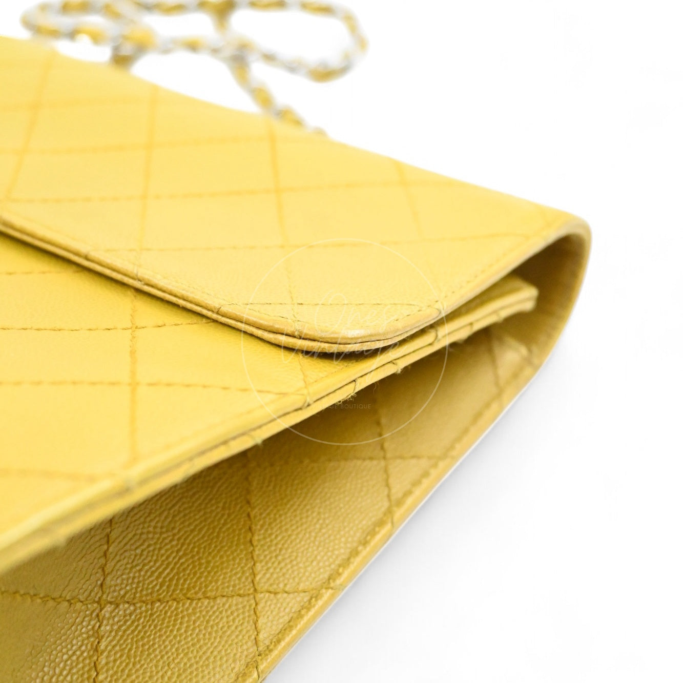 [Pre-owned] Chanel Lime Caviar Classic Jumbo Single Flap Bag