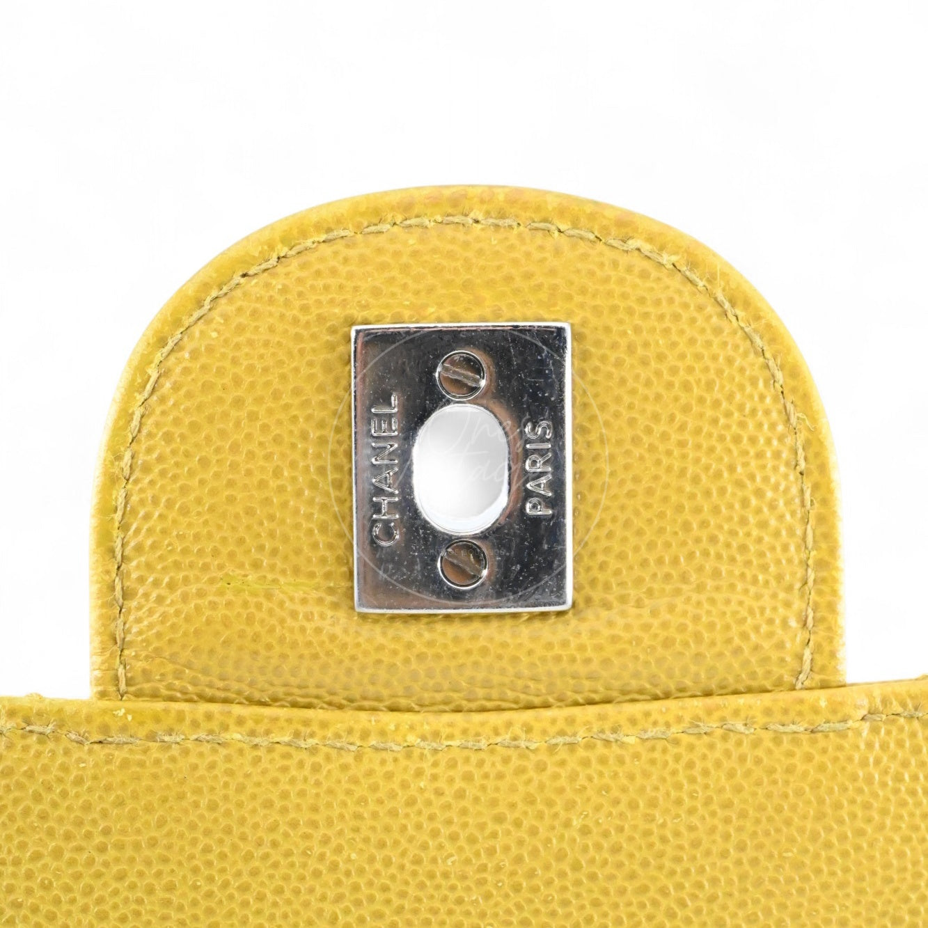 [Pre-owned] Chanel Lime Caviar Classic Jumbo Single Flap Bag