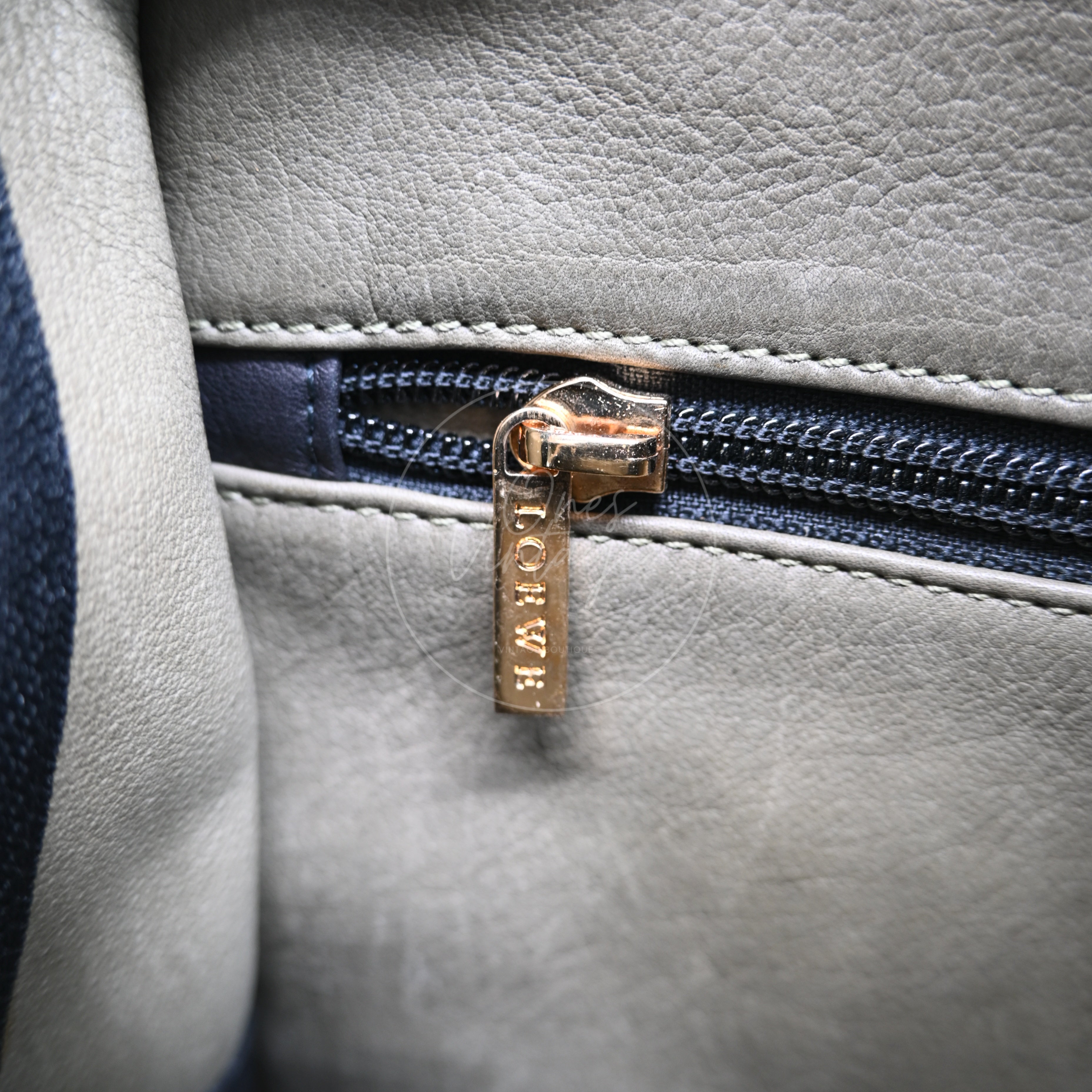 [Pre-owned] Loewe Amazona 27 Suede Khaki Handbag