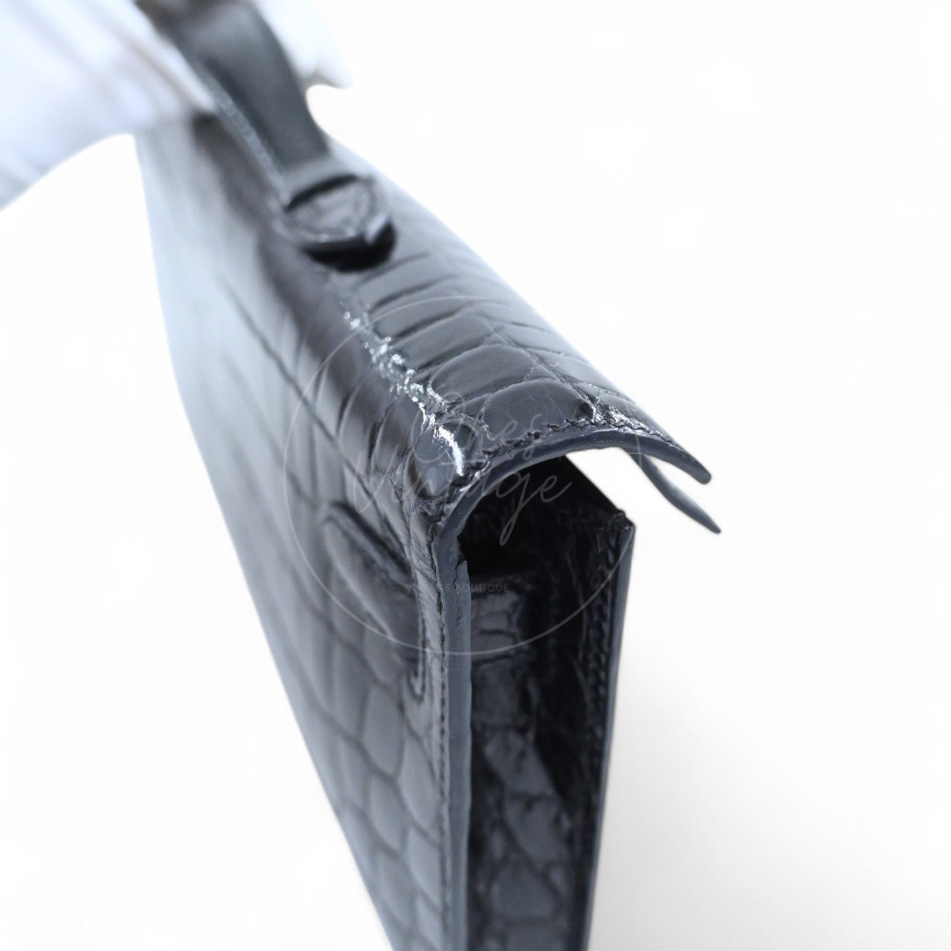 [Pre-owned] Hermes Kelly Cut Black Shiny-Croco Stamp Square R