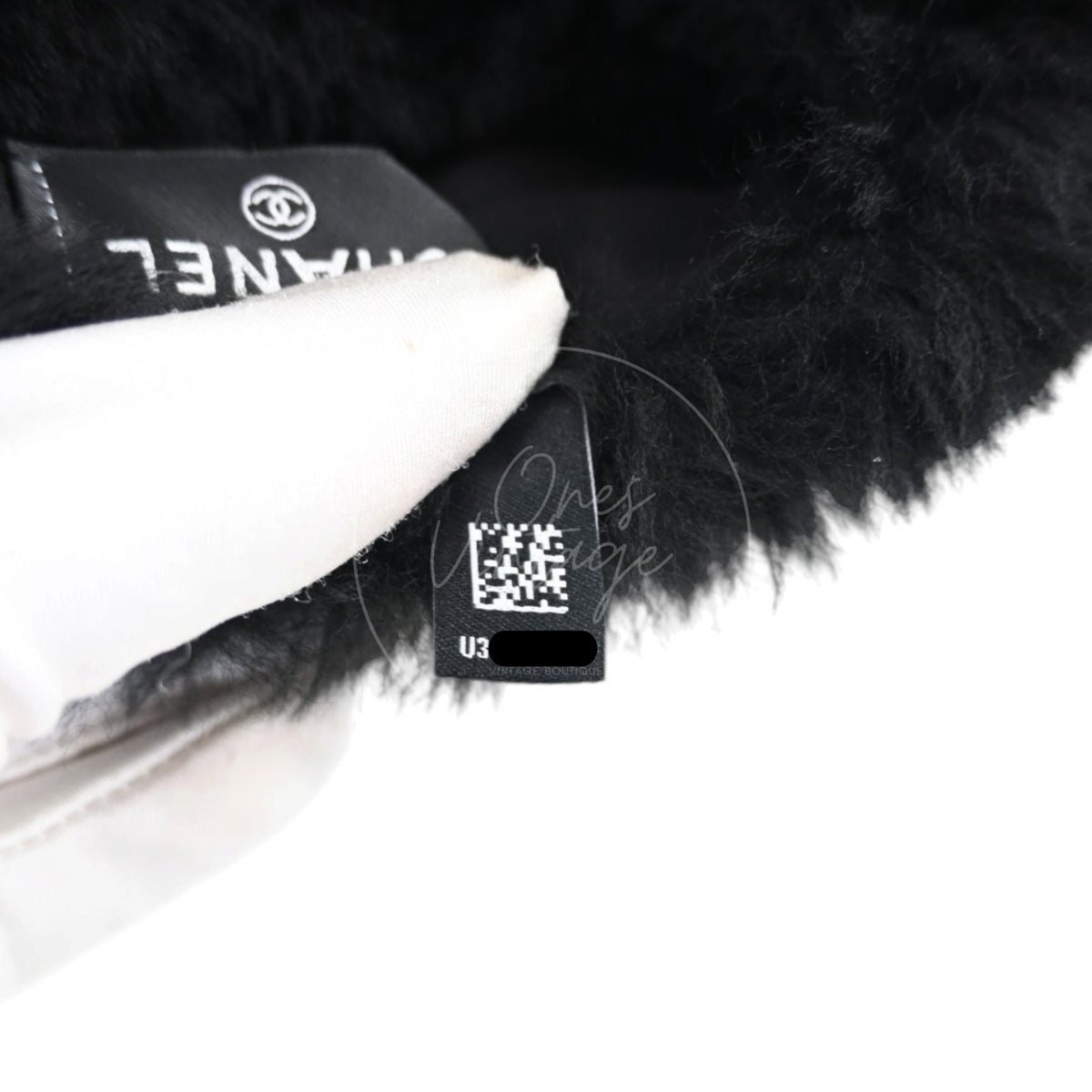 Chanel Coco Neige 25N Shearling Lambskin Muff Bag Series U3