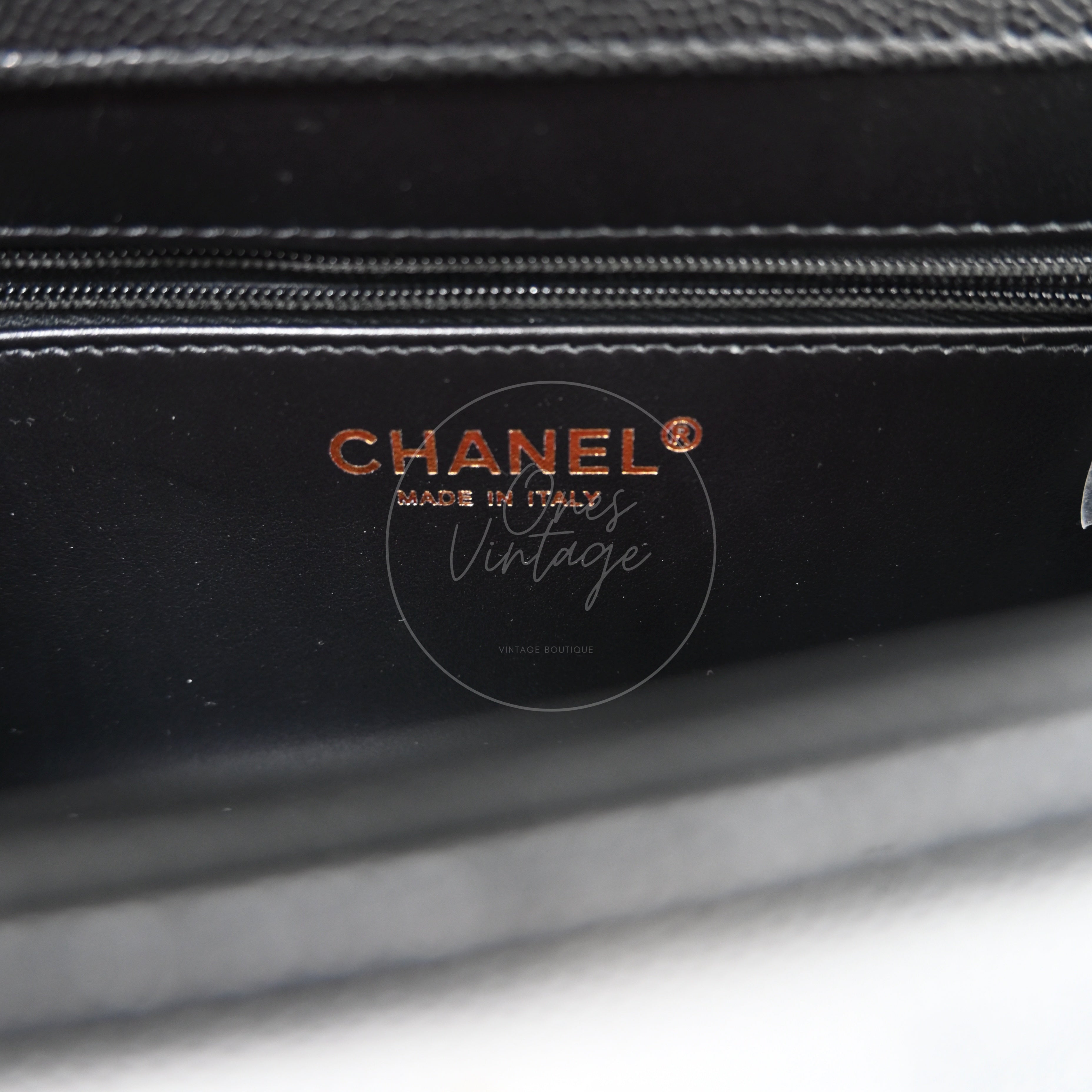 [Pre-owned] Chanel Preppy Coco Small Flap Bag in Black Calfskin GHW