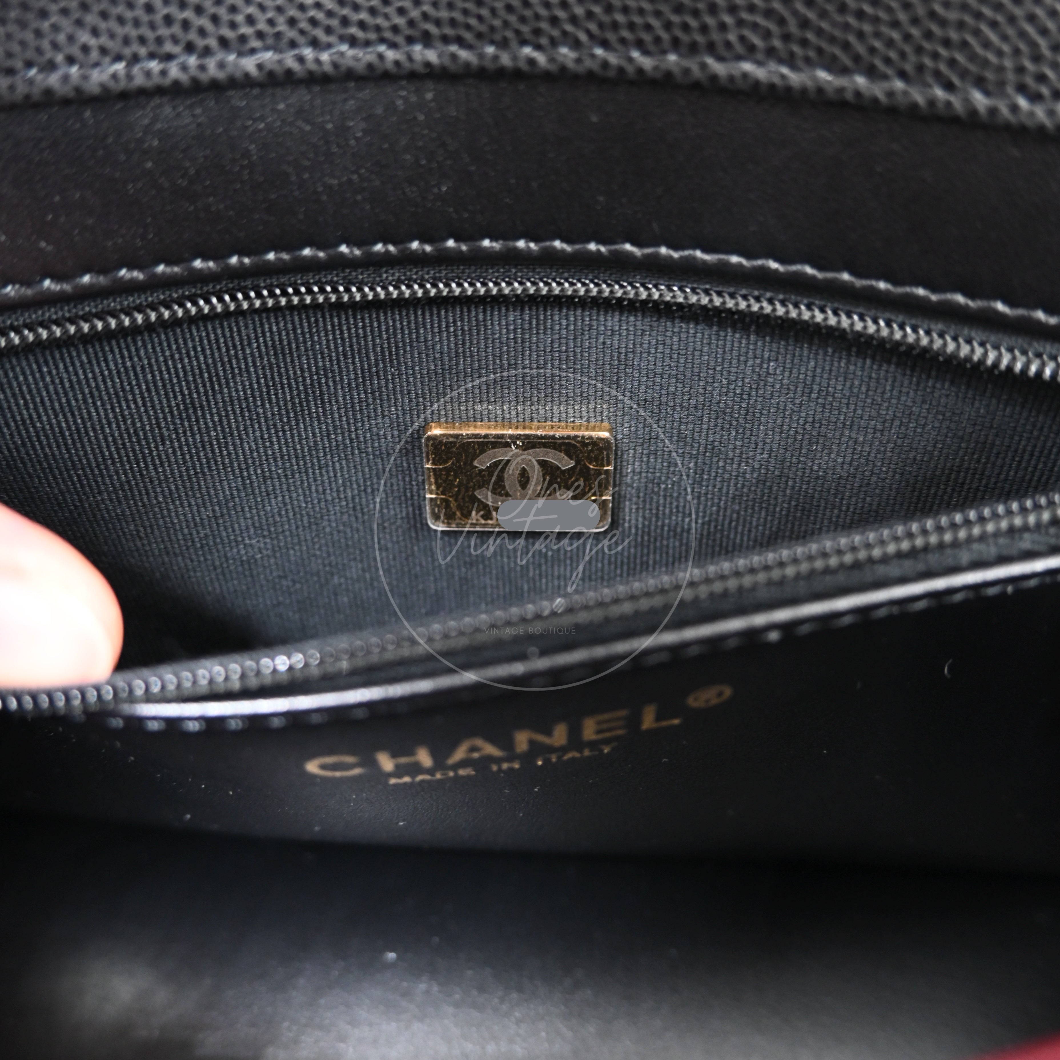 [Pre-owned] Chanel Preppy Coco Small Flap Bag in Black Calfskin GHW