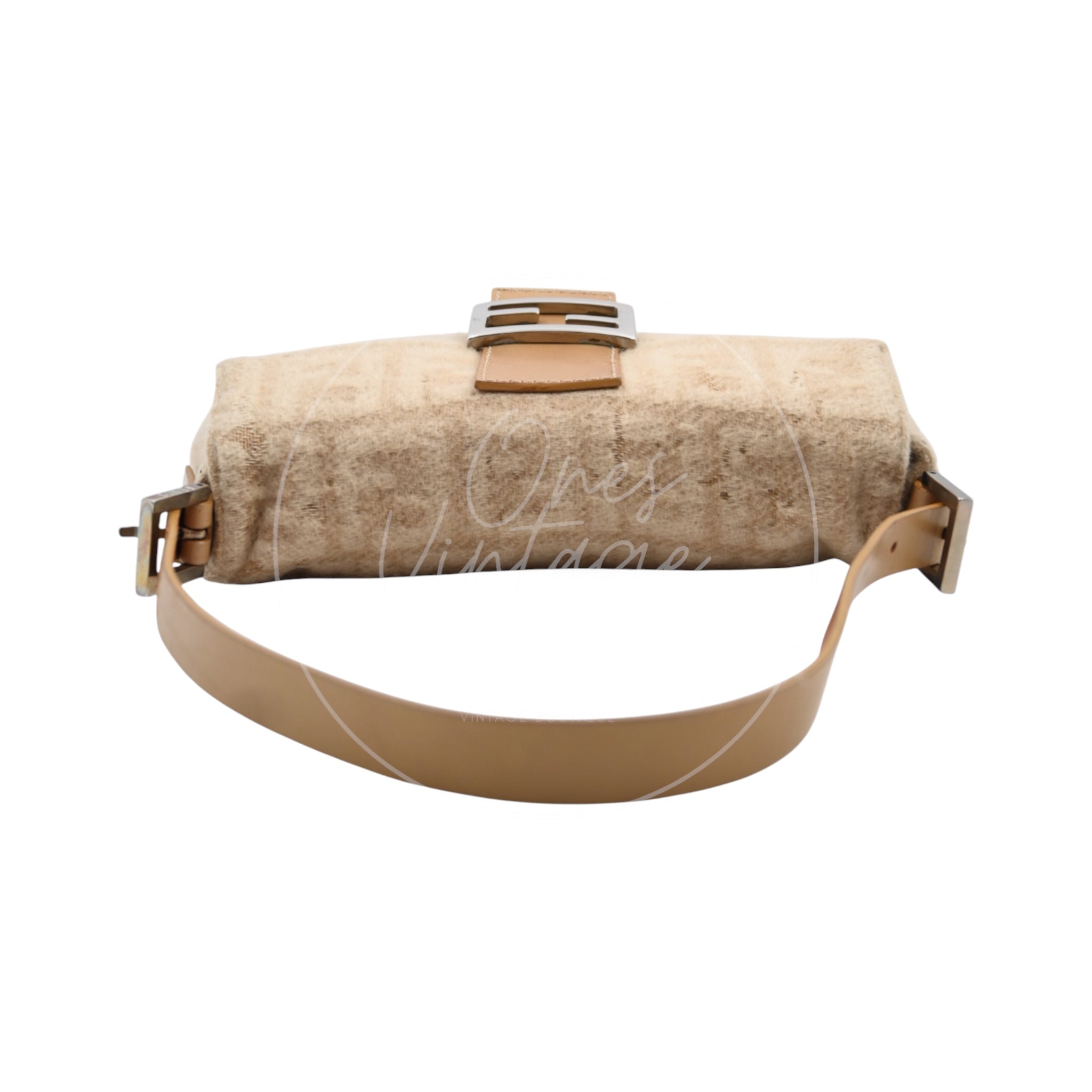 [Pre-owned] Fendi Beige Zucca Baguette Wool and Leather