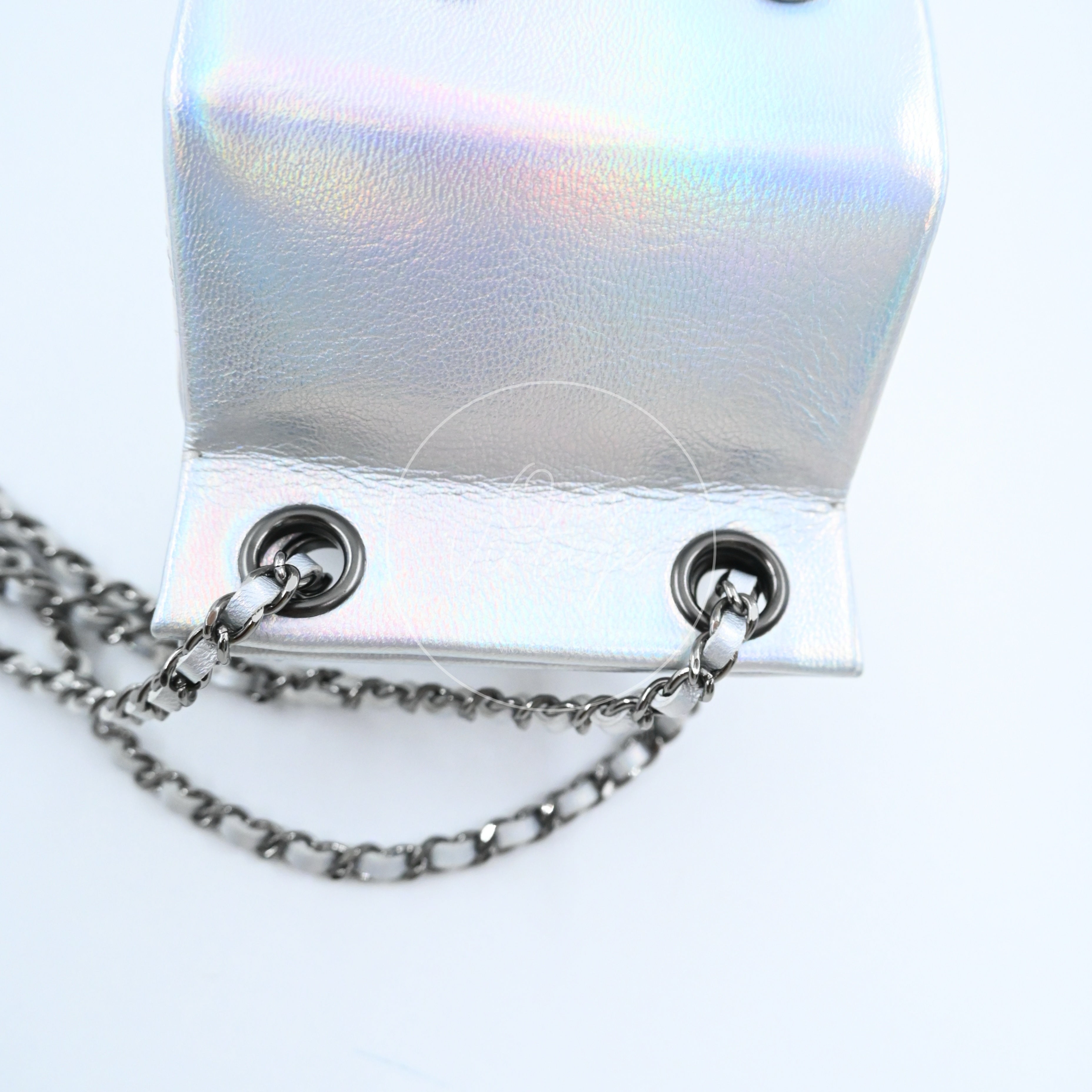 [Pre-owned] Chanel Milk Carton Iridescent Silver Goatskin Series 20 Bag