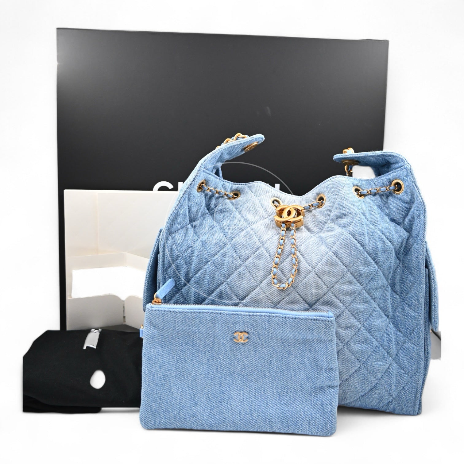 [Unused] Chanel 25 Washed Denim & Gold-Tone Metal Medium Handbag