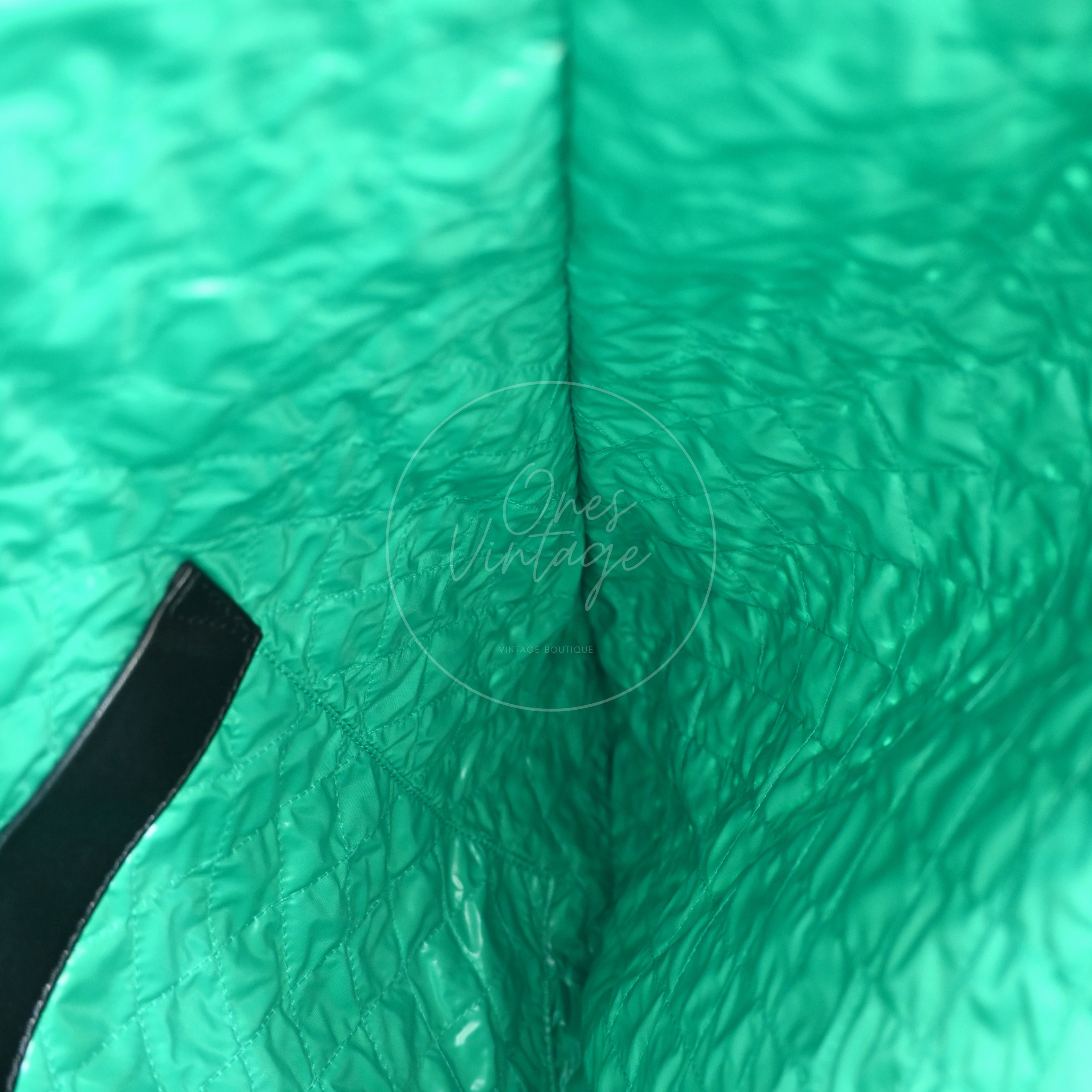 [Pre-owned] Chanel Robot Black Green Tote Bag