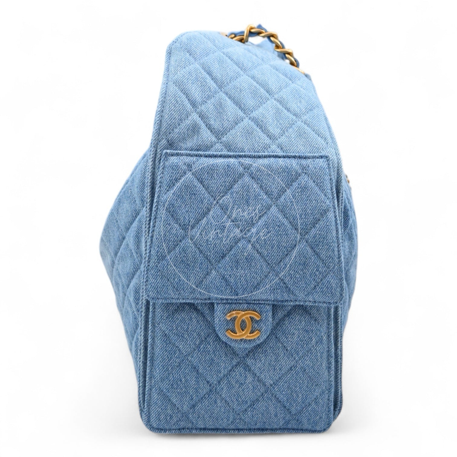[Unused] Chanel 25 Washed Denim & Gold-Tone Metal Medium Handbag