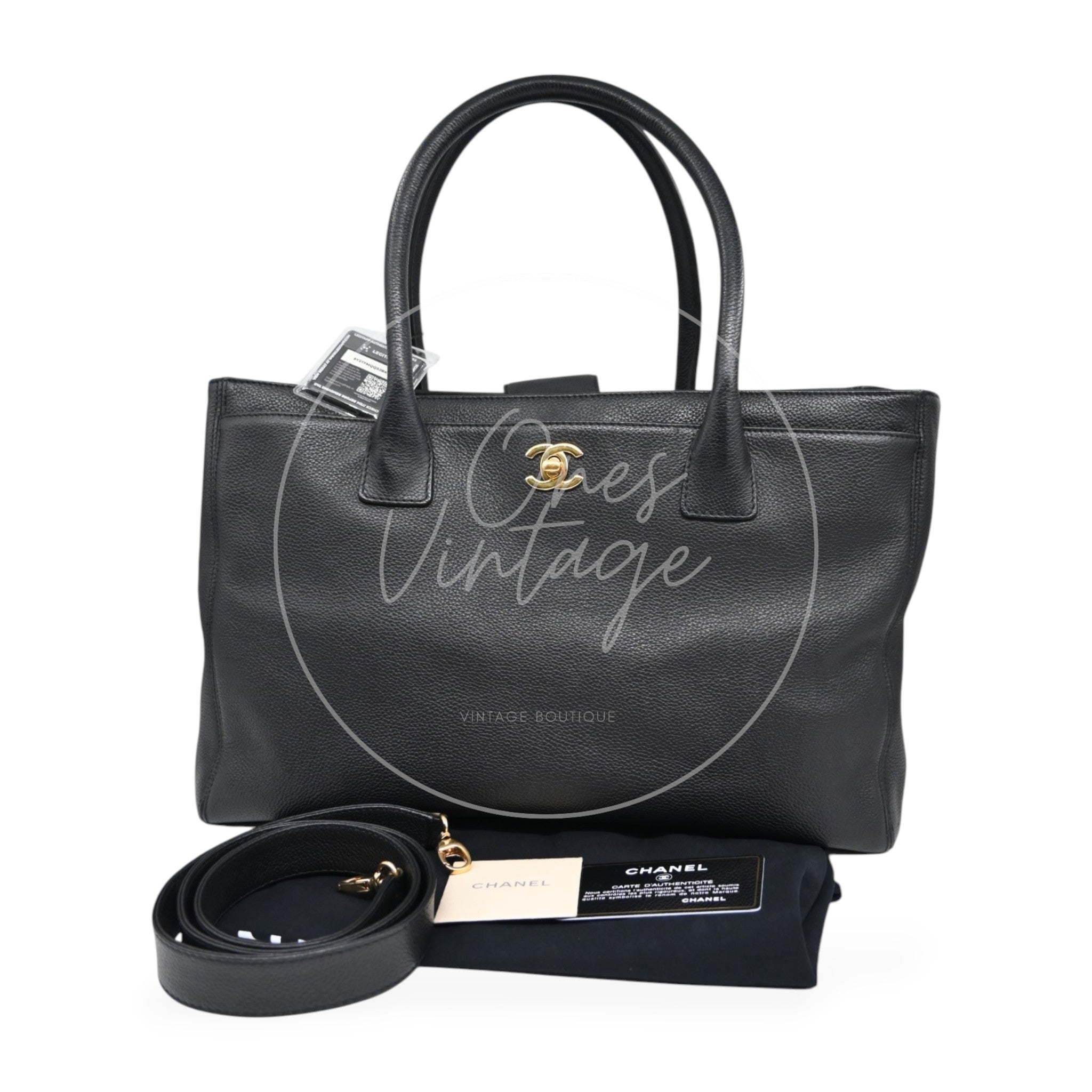 [Pre-owned] CHANEL Black Caviar Executive Cerf Tote GHW