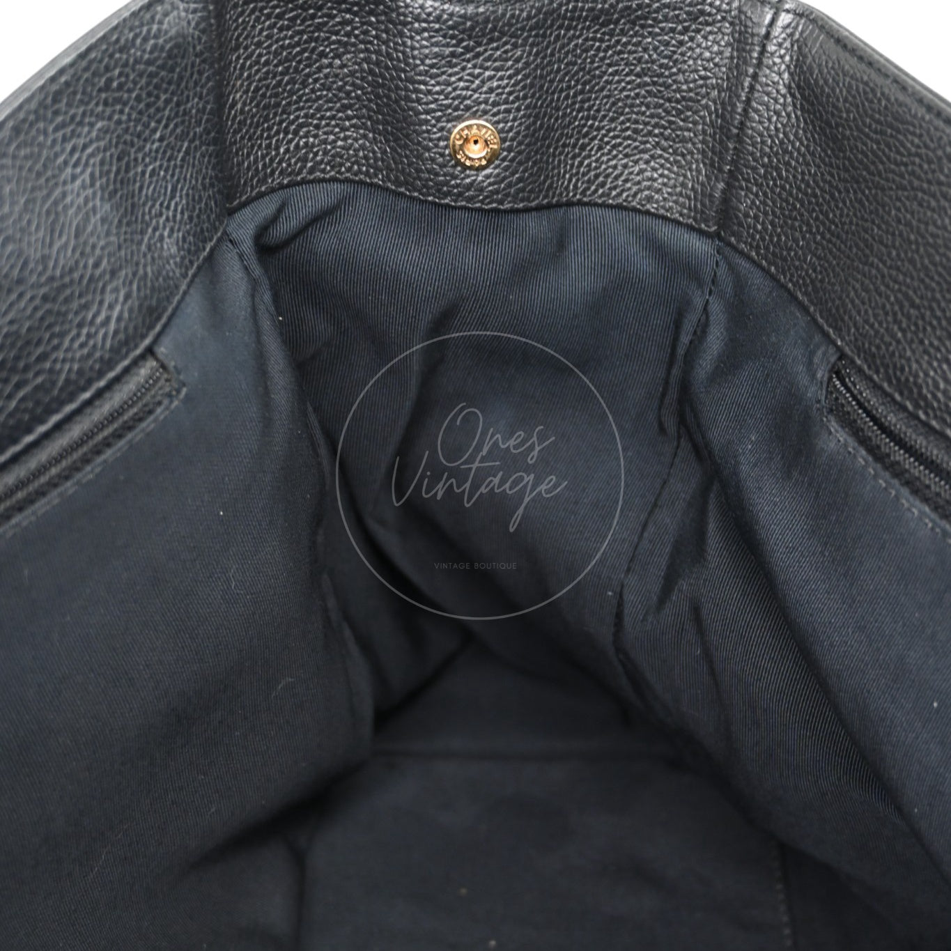 [Pre-owned] CHANEL Black Caviar Executive Cerf Tote GHW