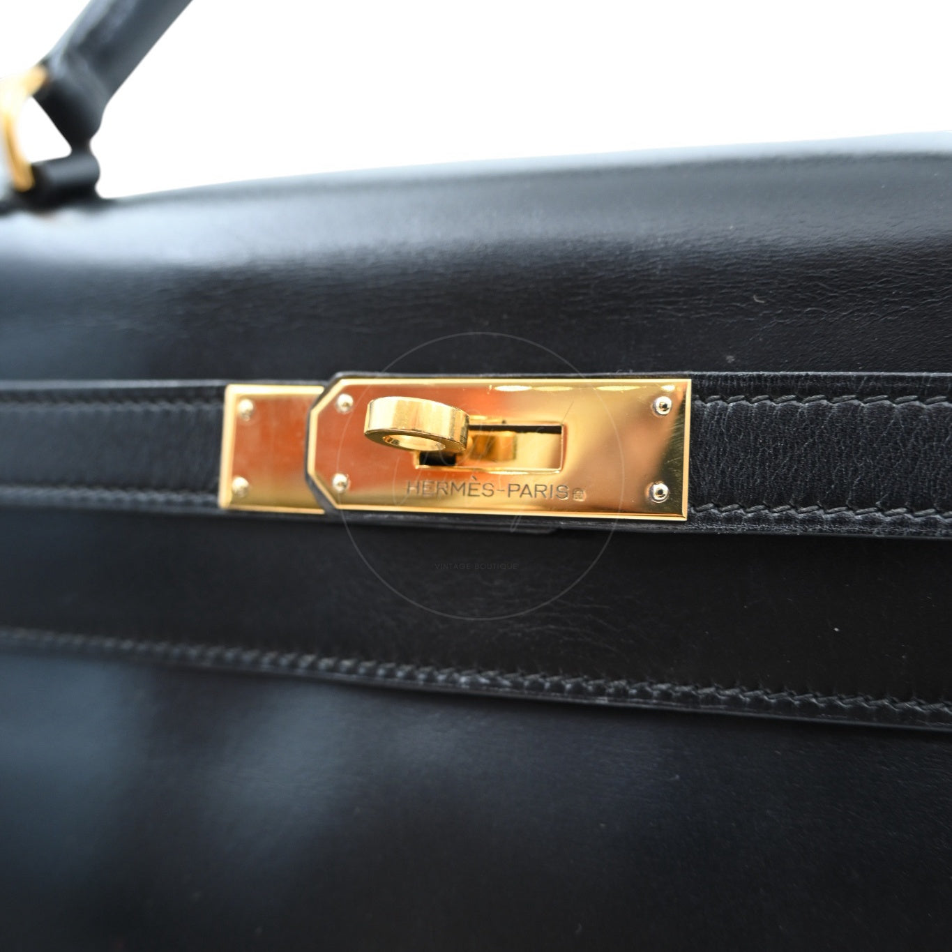 [Pre-owned] Hermes Kelly 28 Retourne Black Box Leather GHW Handbag