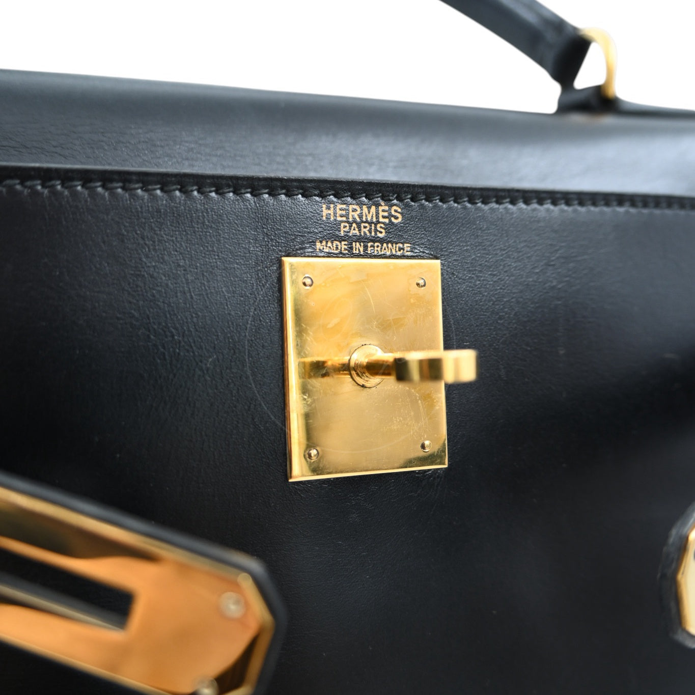 [Pre-owned] Hermes Kelly 28 Retourne Black Box Leather GHW Handbag