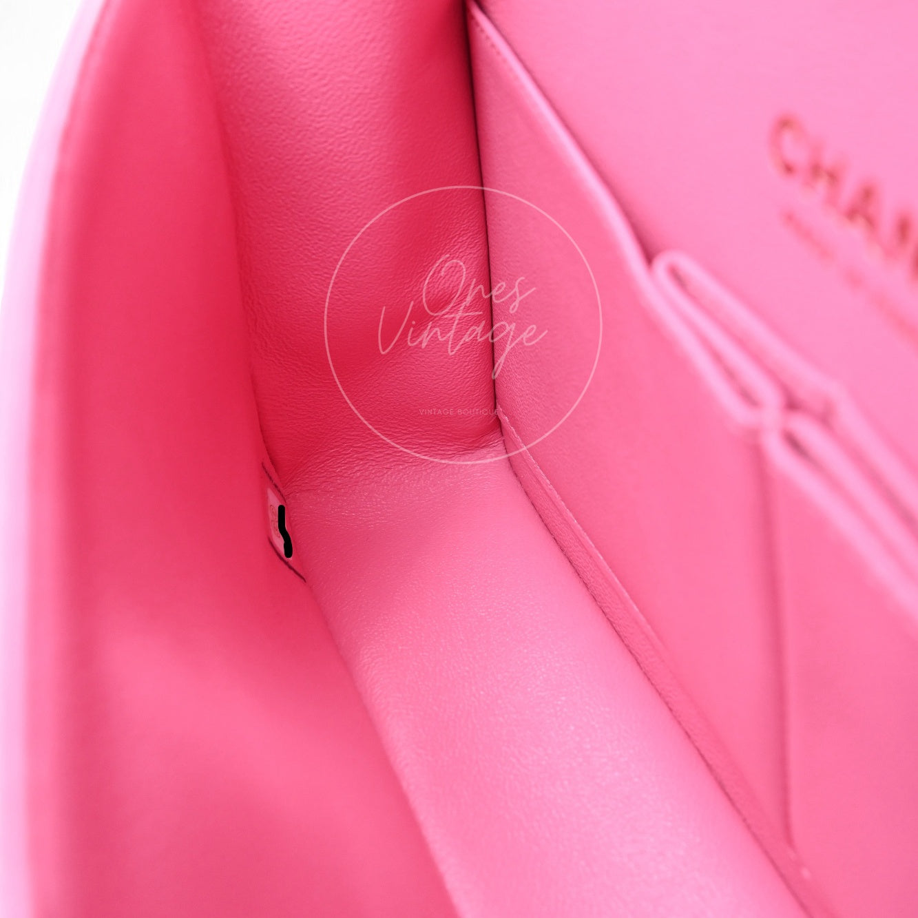 [Pre-owned] Chanel CF23 Small Classic Flap Bag Caviar Pink