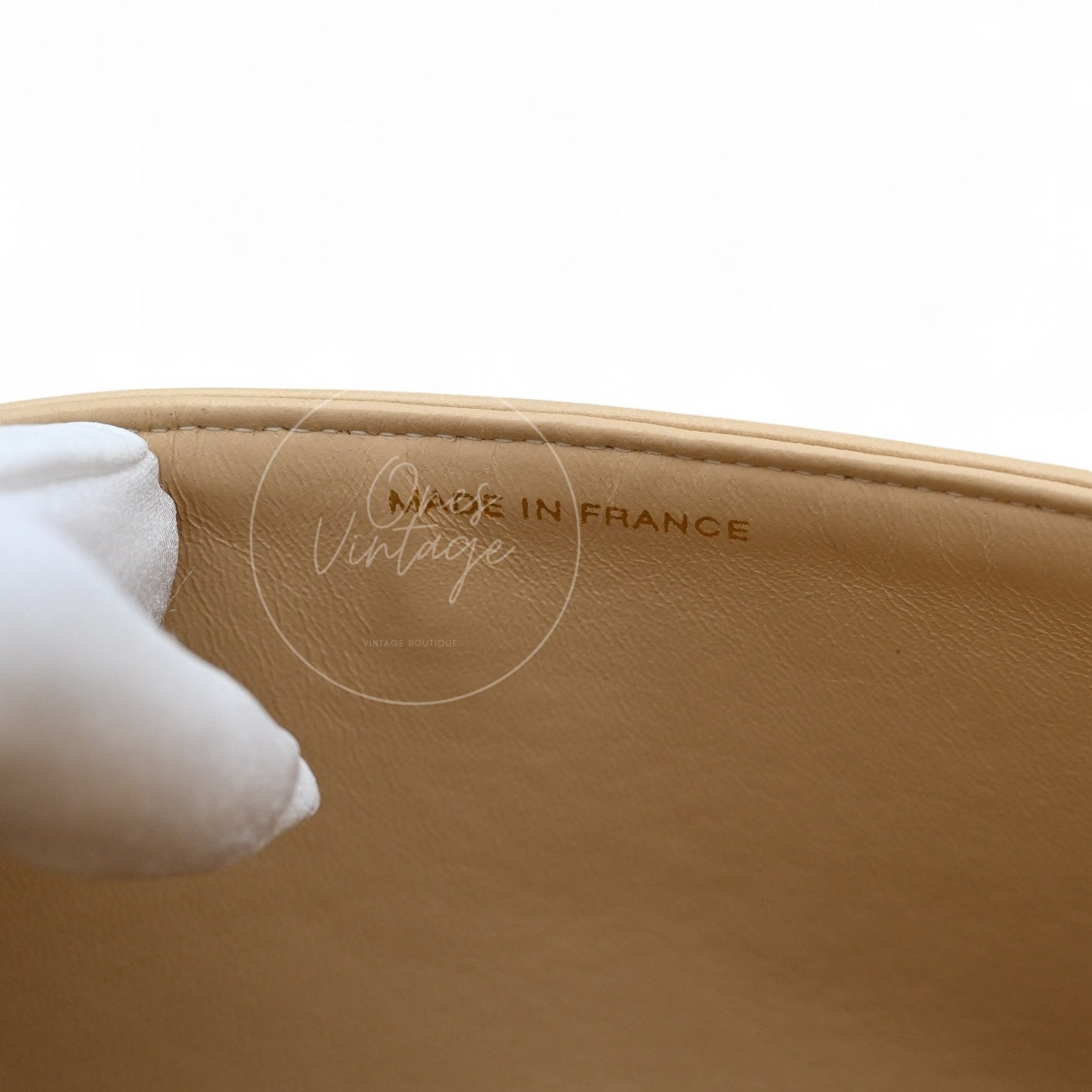 [Pre-owned] Chanel CF25 Medium Classic Flap Bag Beige GHW