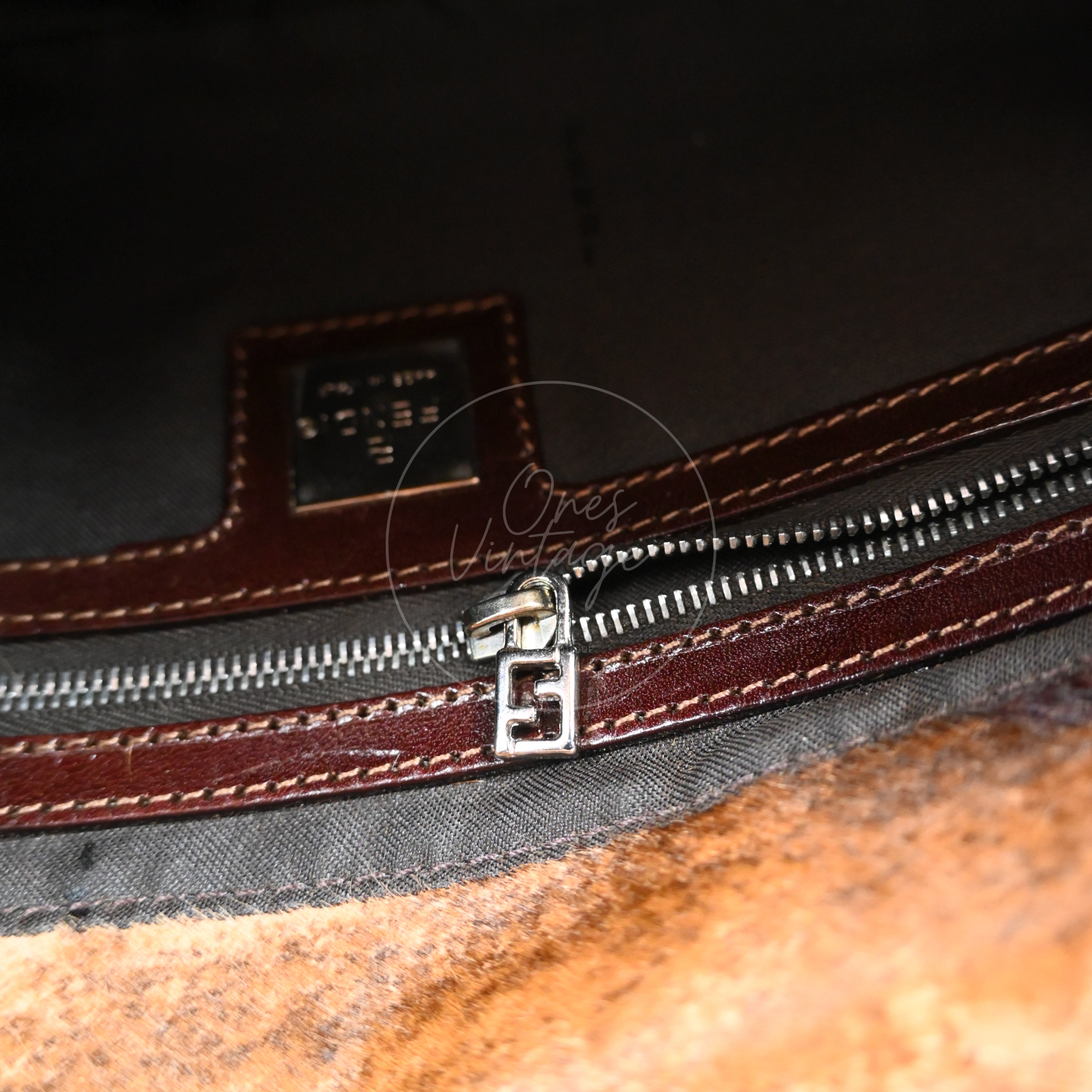 [Pre-owned] Fendi Brown Pony Hair Calf Skin Baguette Shoulder Bag