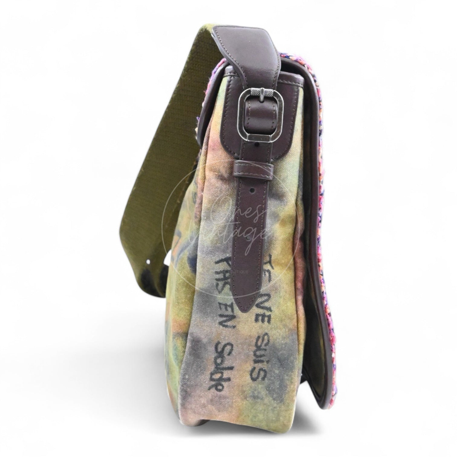 [Pre-owned] Chanel Graffiti Canvas On The Pavements Green Series 20 Messenger Bag