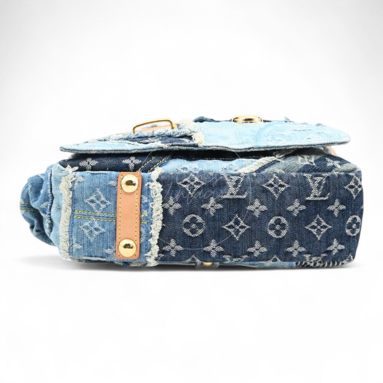 [Pre-owned] Louis Vuitton M95374 Monogram Denim Posty Patchwork Shoulder Bag