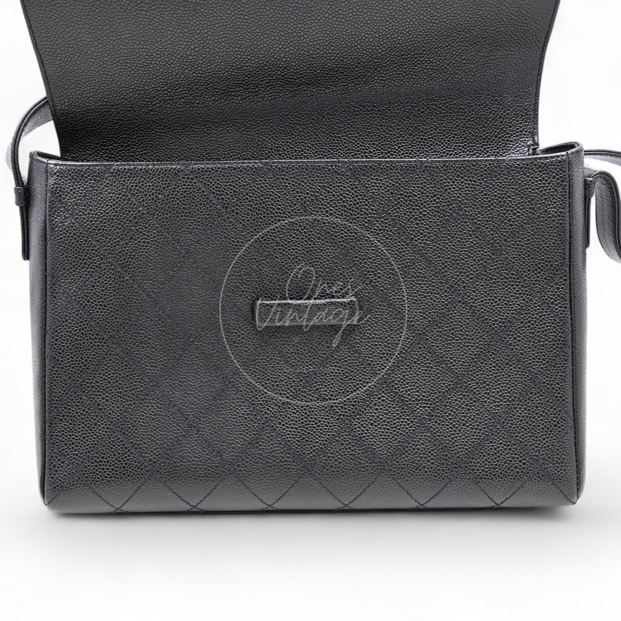 [Pre-owned] Chanel So Black Caviar Shoulder Bag