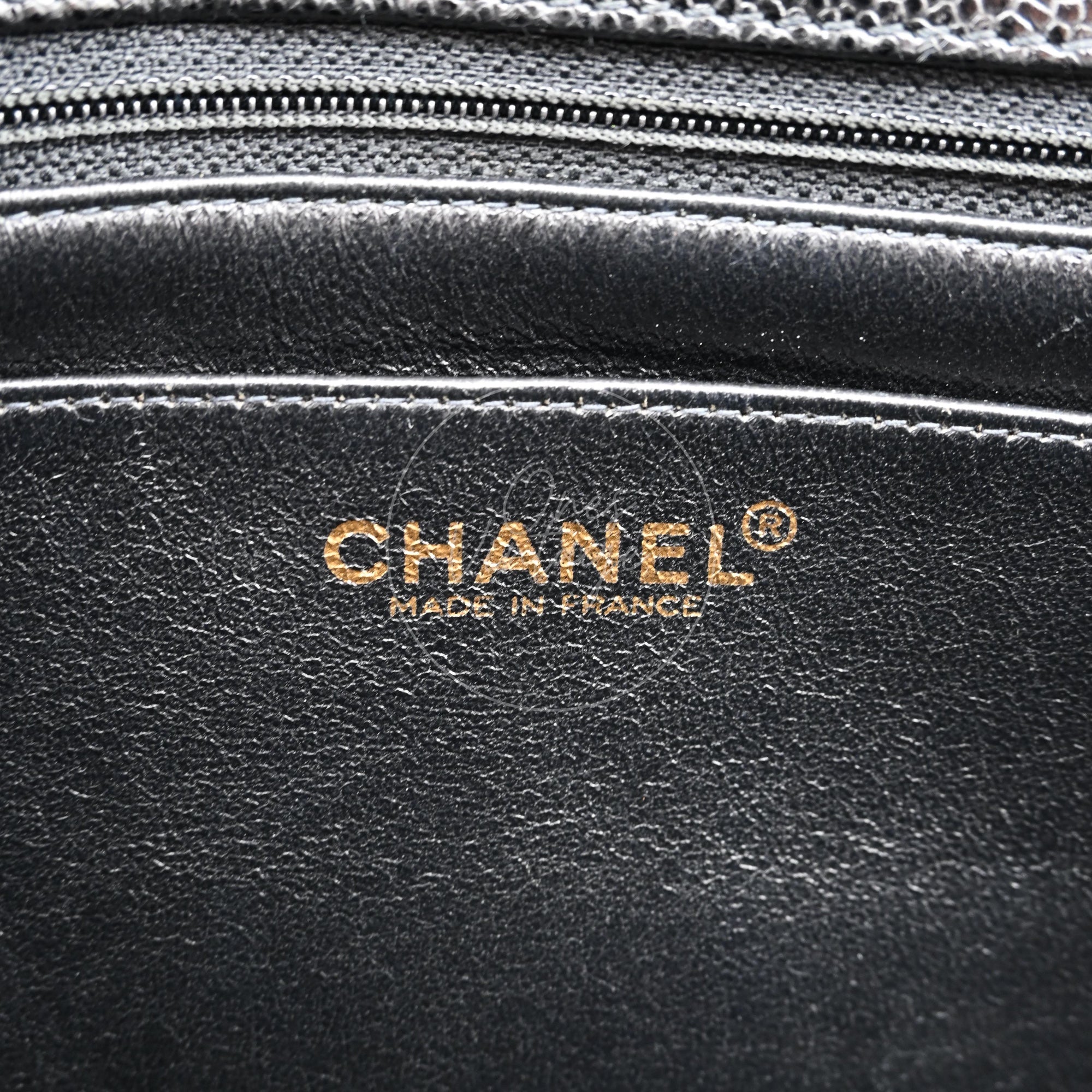 [Pre-owned] Chanel So Black Caviar Shoulder Bag