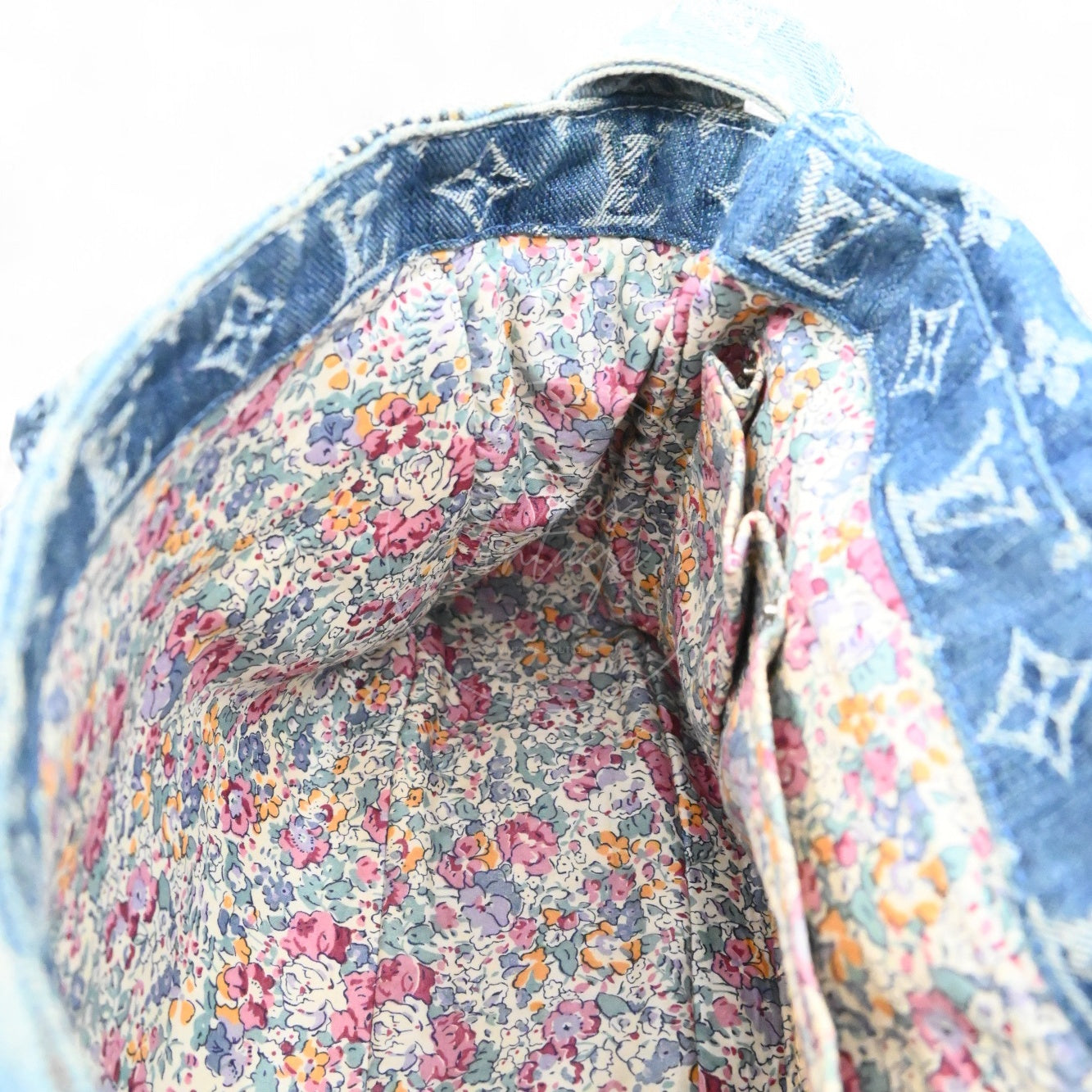 [Pre-owned] Louis Vuitton M95374 Monogram Denim Posty Patchwork Shoulder Bag