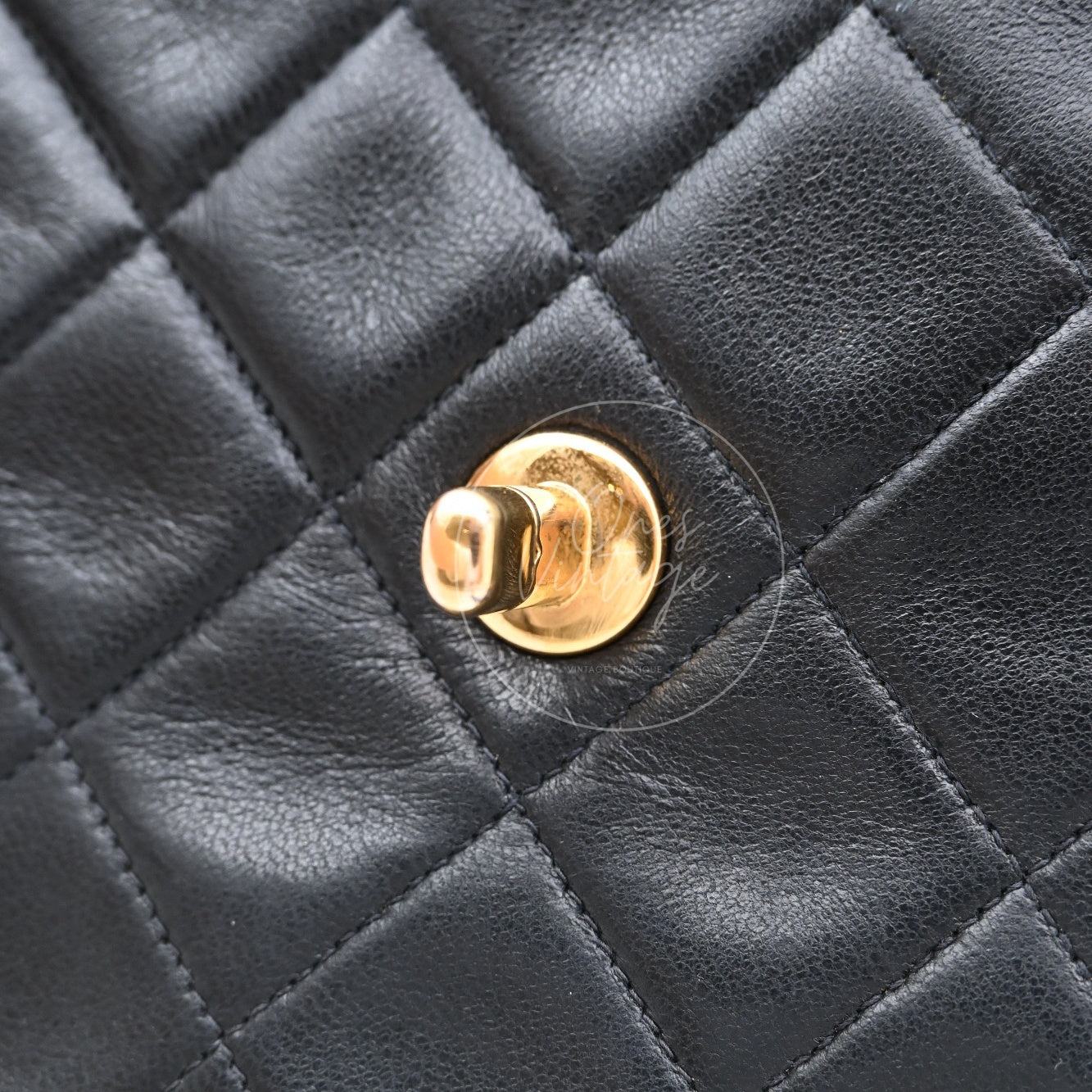 [Pre-owned] Chanel Black Lambskin Bijoux Chain Flap Bag