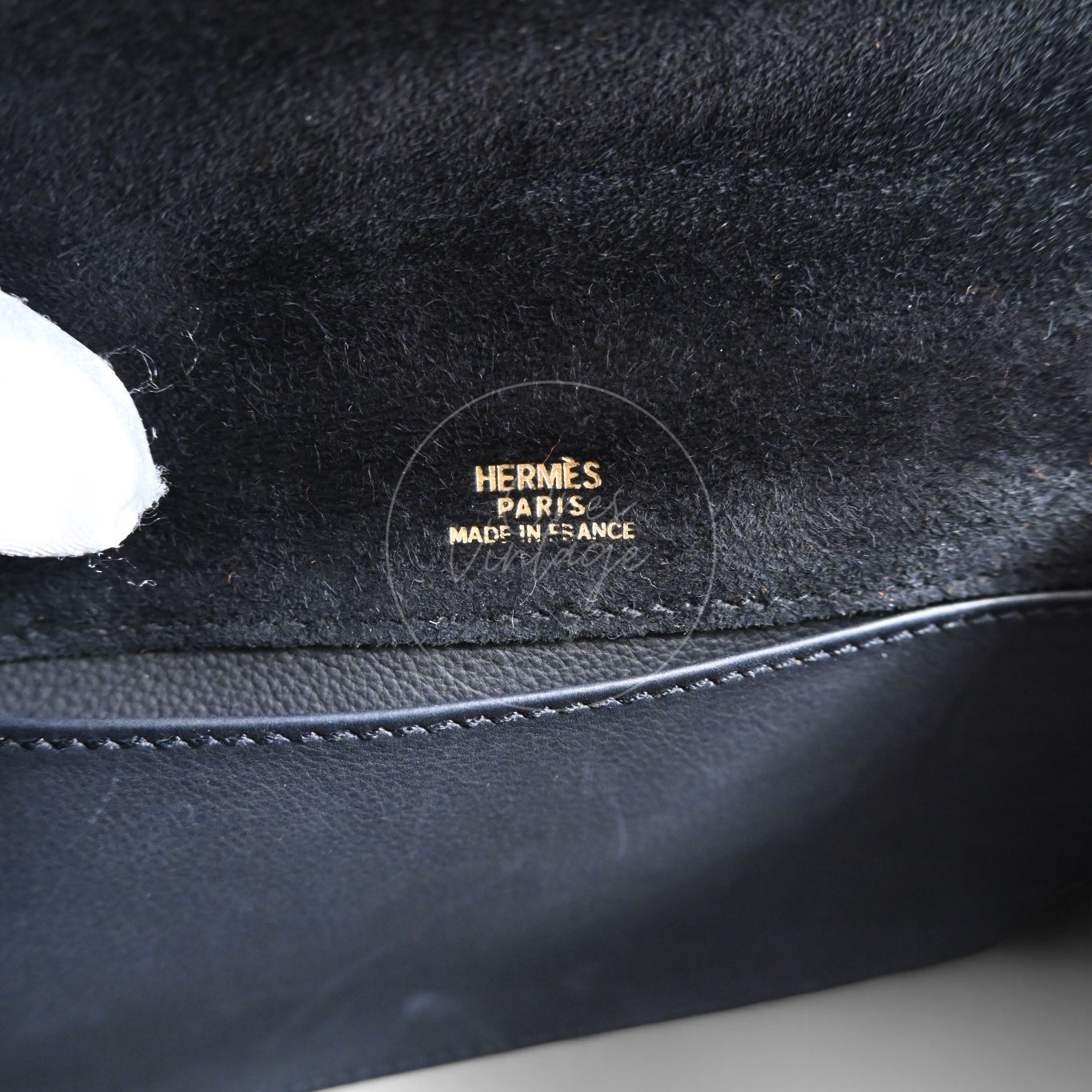 [Pre-owned] Hermes Kelly Pochette Black Suede GHW