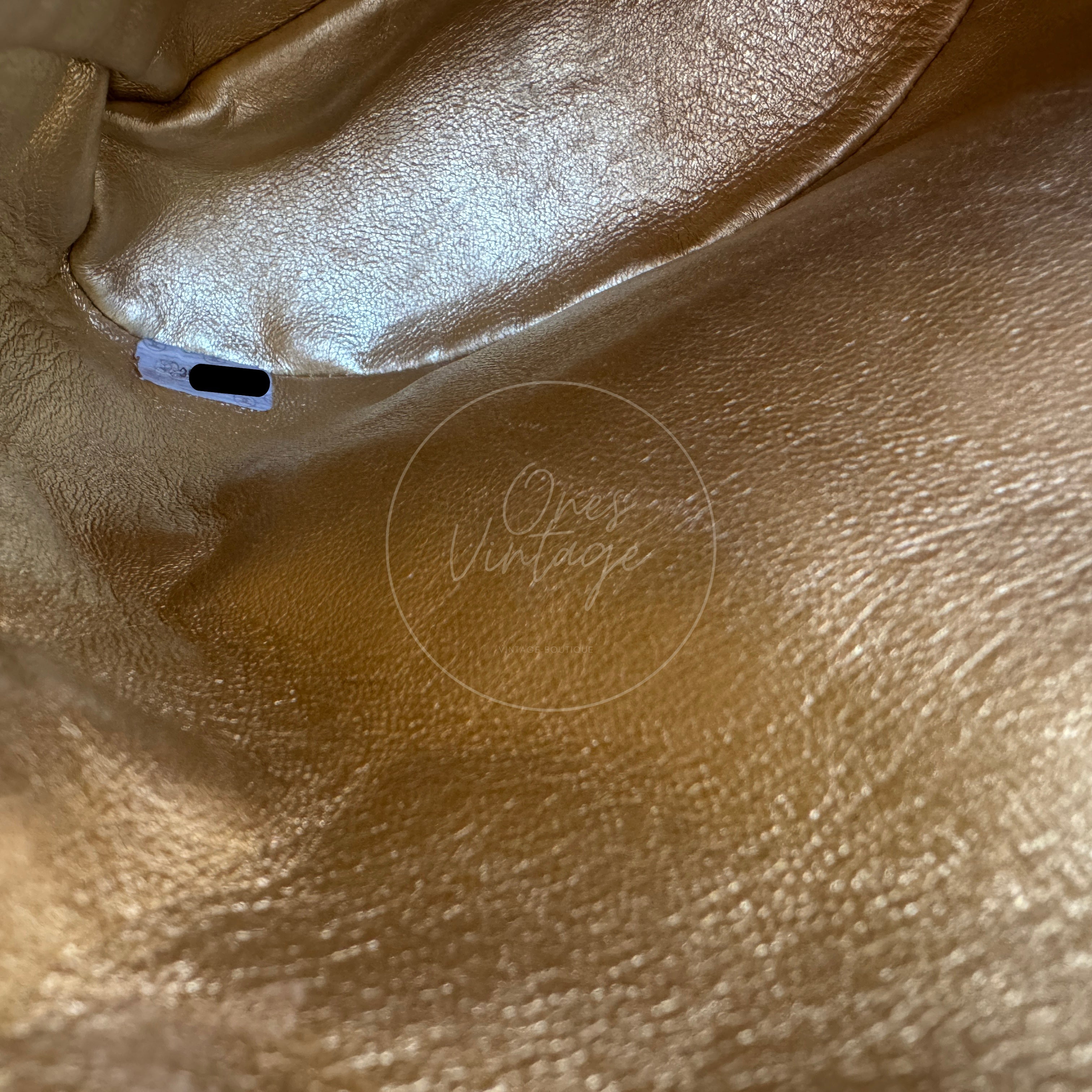 ［Pre-owned] Chanel Mini Duma in Gold Series 3