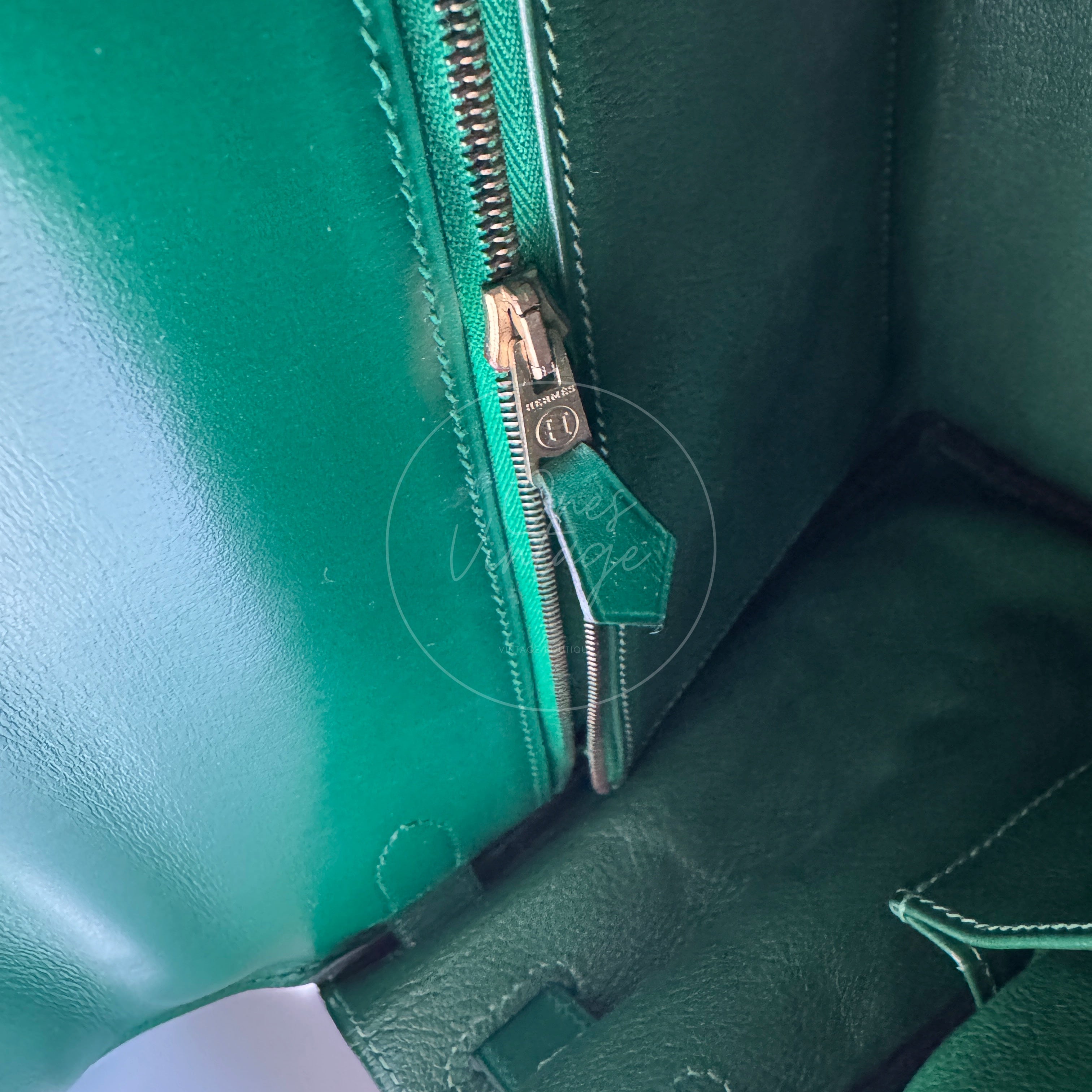 [Pre-owned] Hermes Kelly 28 Dark Green Box GHW Stamp Square B