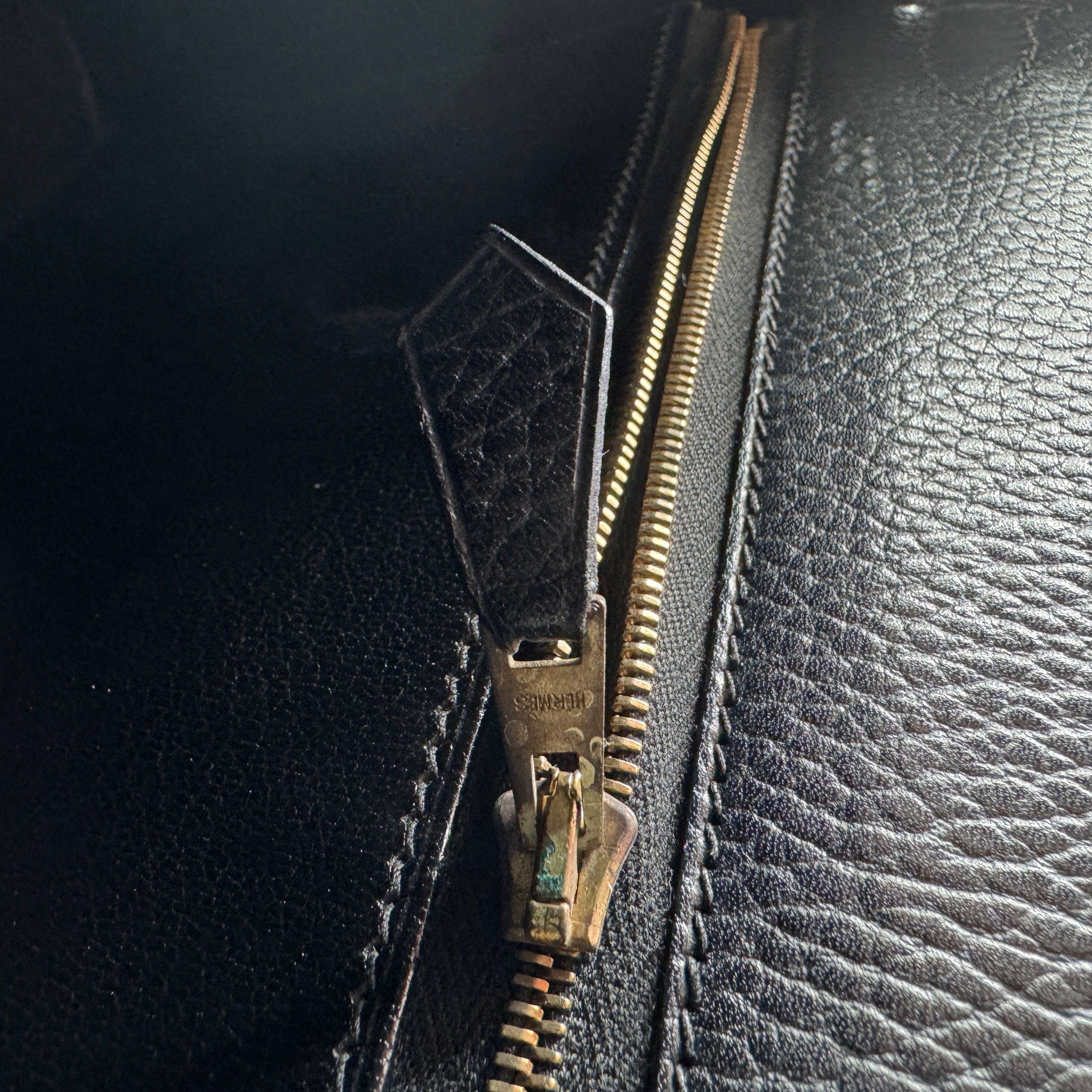 [Pre-owned Hermes Kelly 28 K28 Black Ardennes Stamp Square C handbag